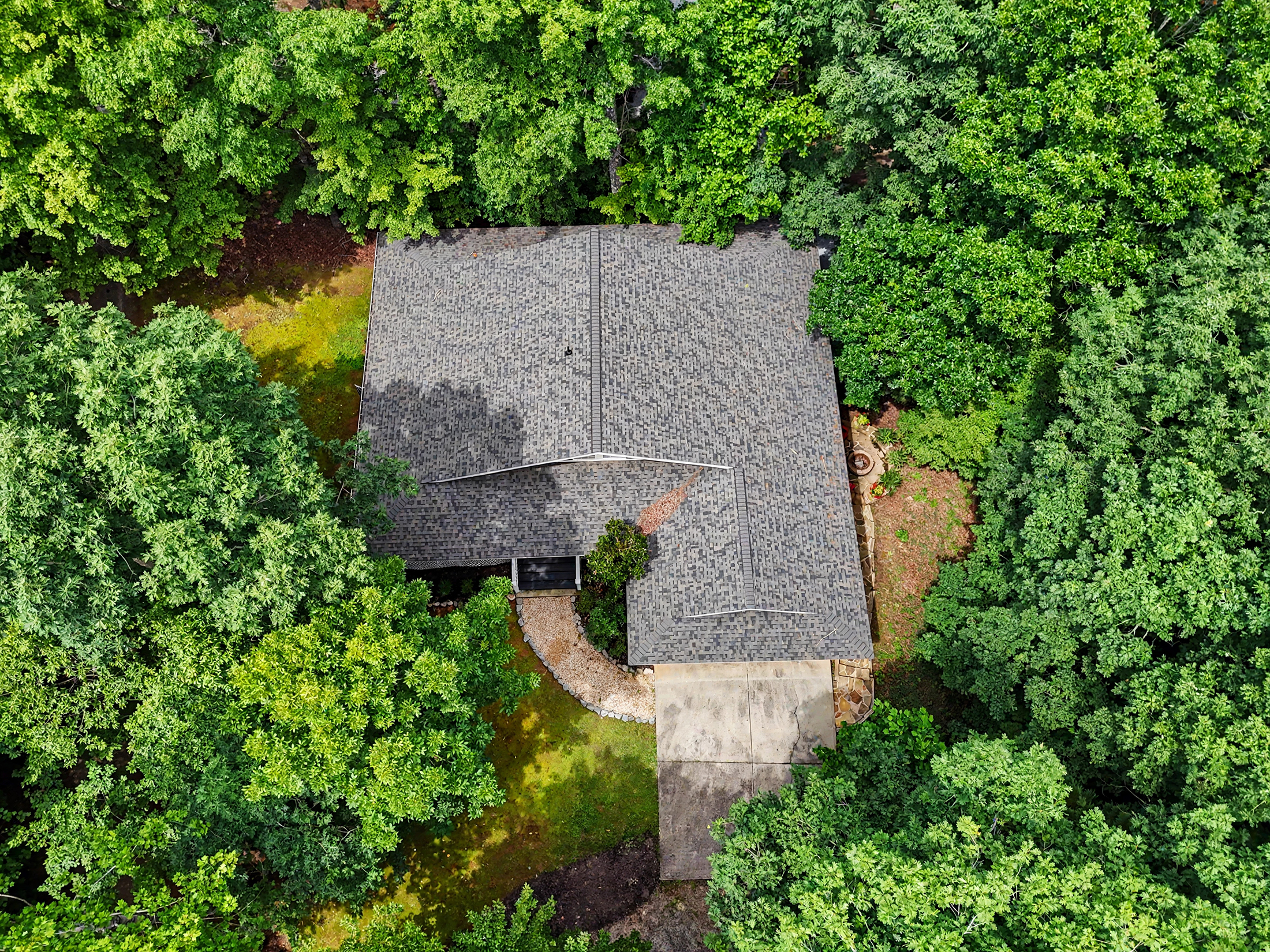  Inviting Cottage Blends a Scenic Mountain Retreat and Easy Lake Living - 物件實景