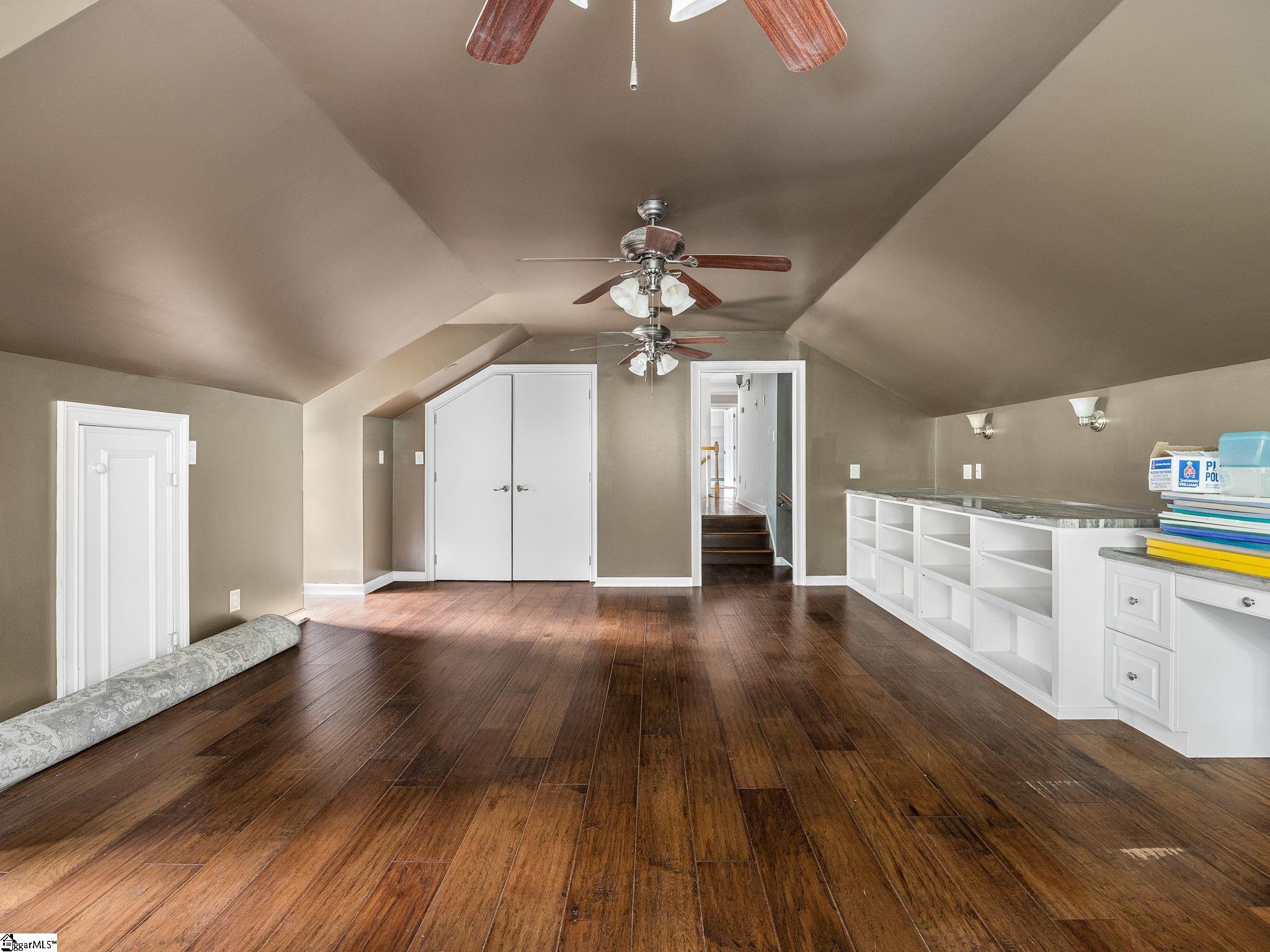 Spartanburg, South Carolina, 29301, United States, 4 Bedrooms Bedrooms, ,3 BathroomsBathrooms,Residential,For Sale,1950138