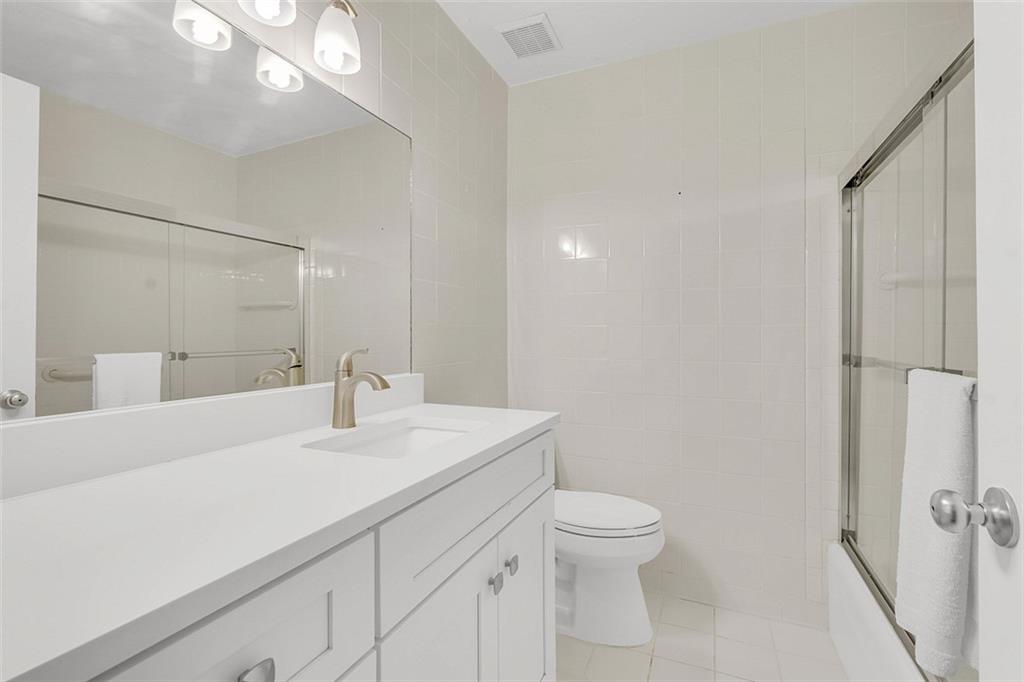 Vero Beach, Florida, 32963, United States, 3 Bedrooms Bedrooms, ,2 BathroomsBathrooms,Residential,For Sale,1901631