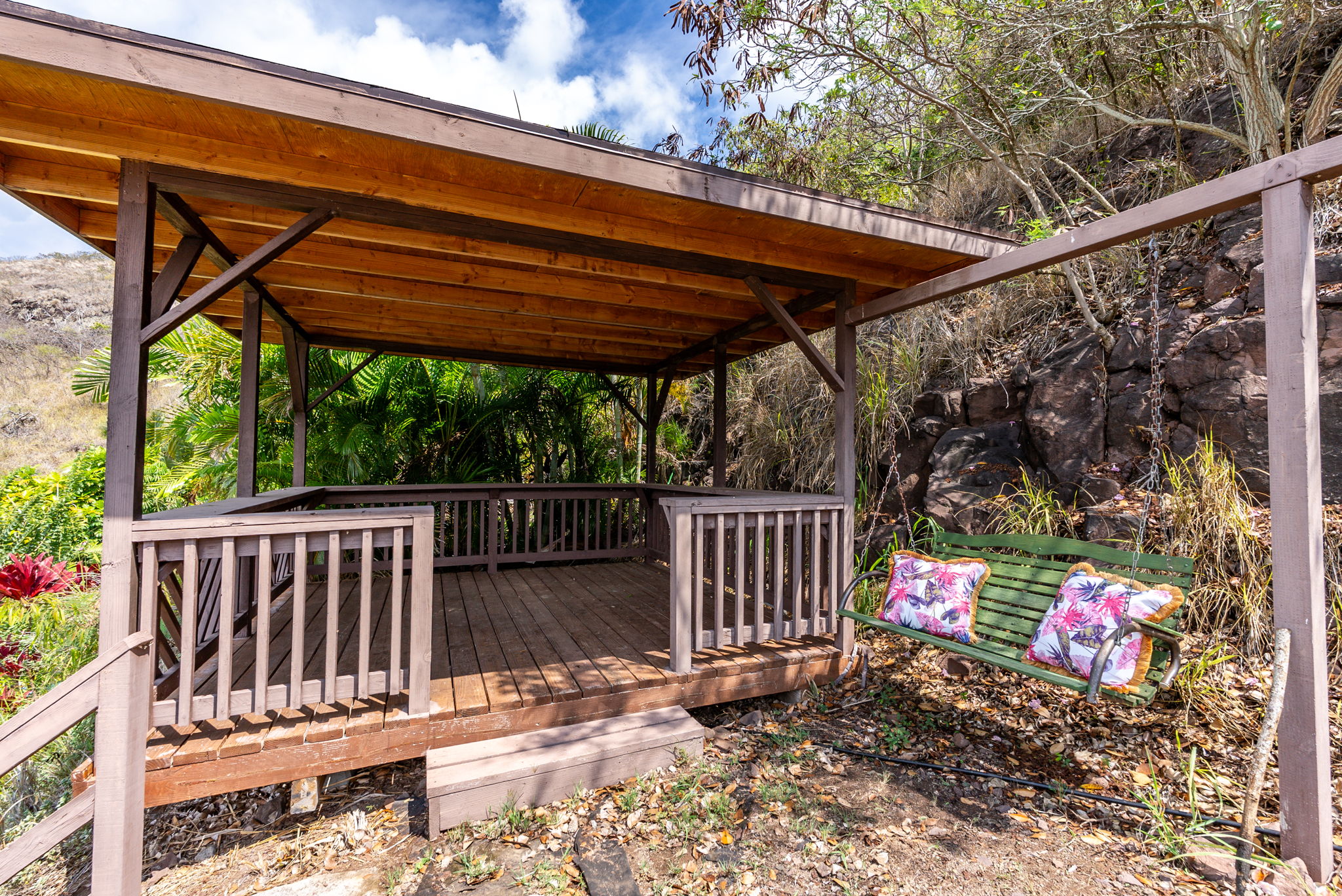 Kailua, Hawaii, 96734, United States, 6 Bedrooms Bedrooms, ,4 BathroomsBathrooms,Residential,For Sale,1981977