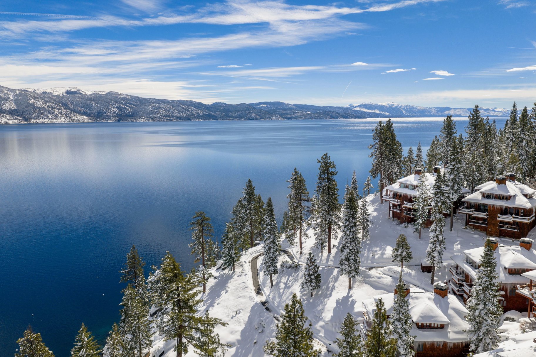  Legendary Stillwater Cove  Gated. Private. Lakefront - 物件實景