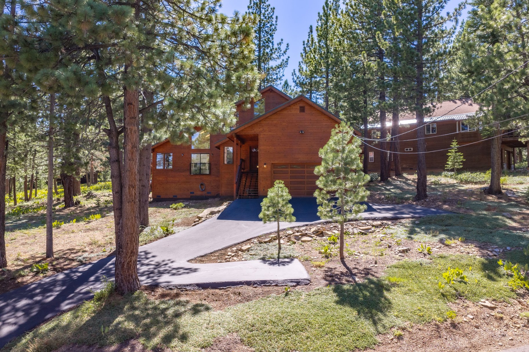  Sunlit Tahoe Donner Home with Spacious Rooms - 物件實景