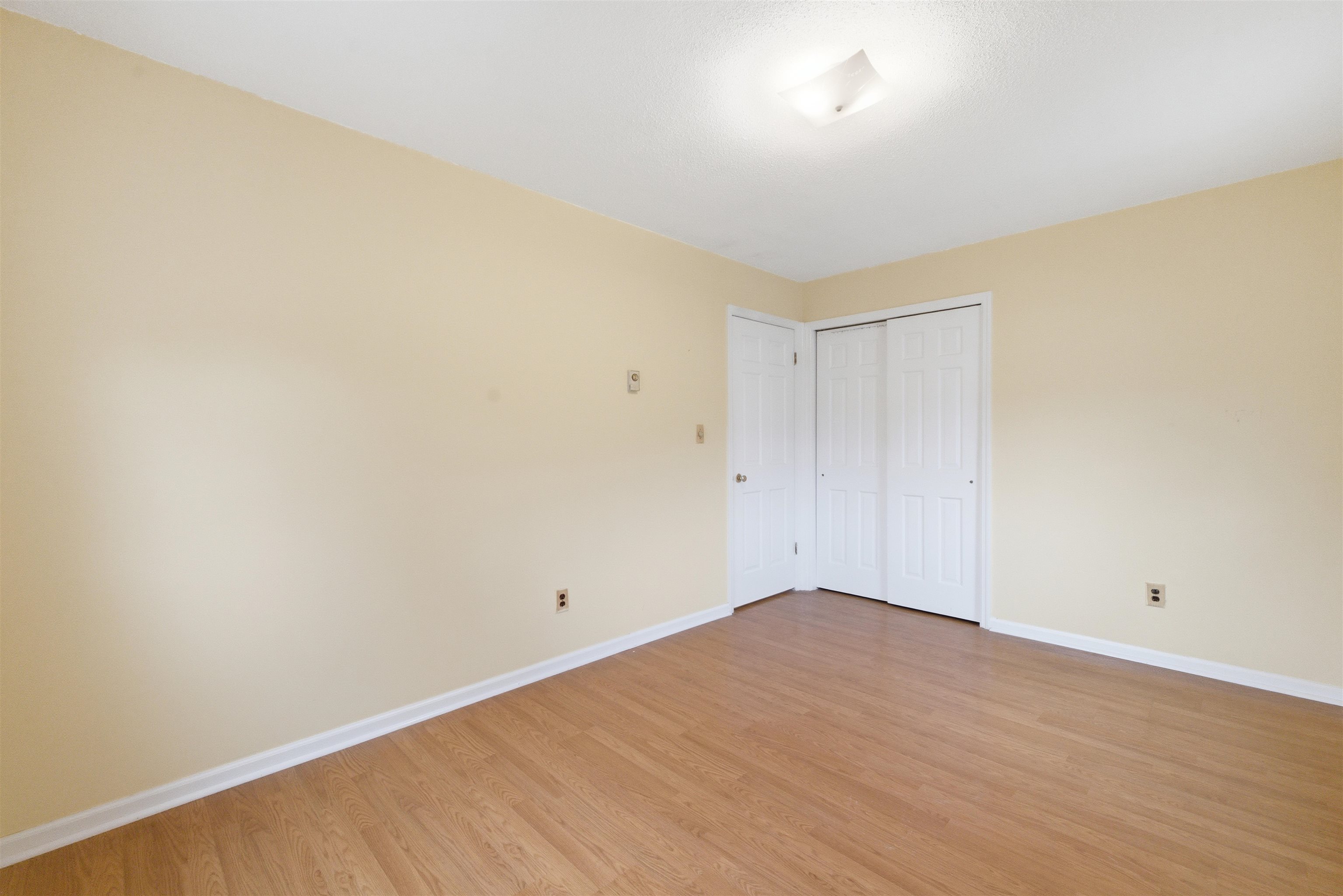 Laconia, New Hampshire, 03246, United States, 3 Bedrooms Bedrooms, ,Residential,For Sale,1991727