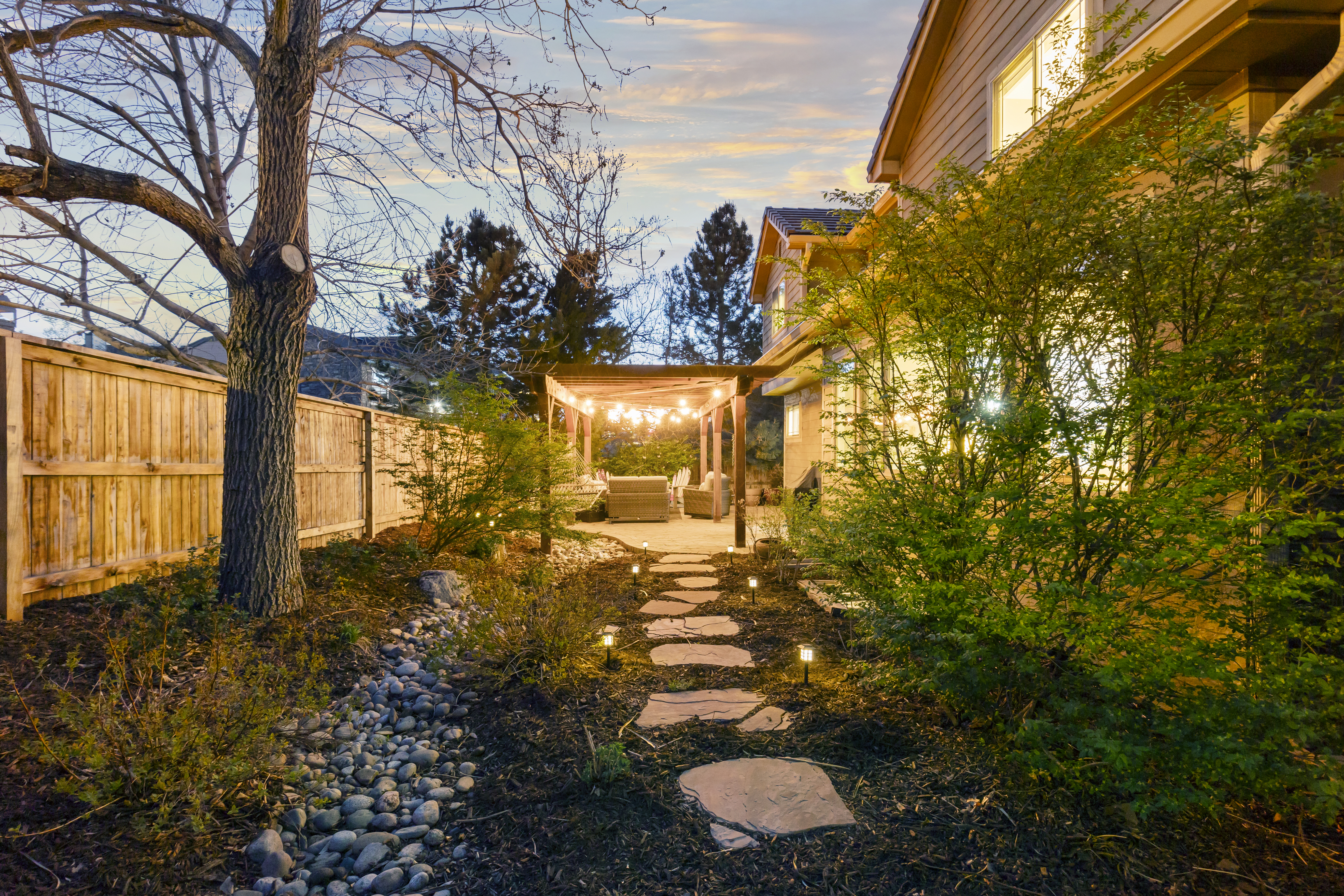  Highly Desirable Huntington Park Neighborhood - 物件實景