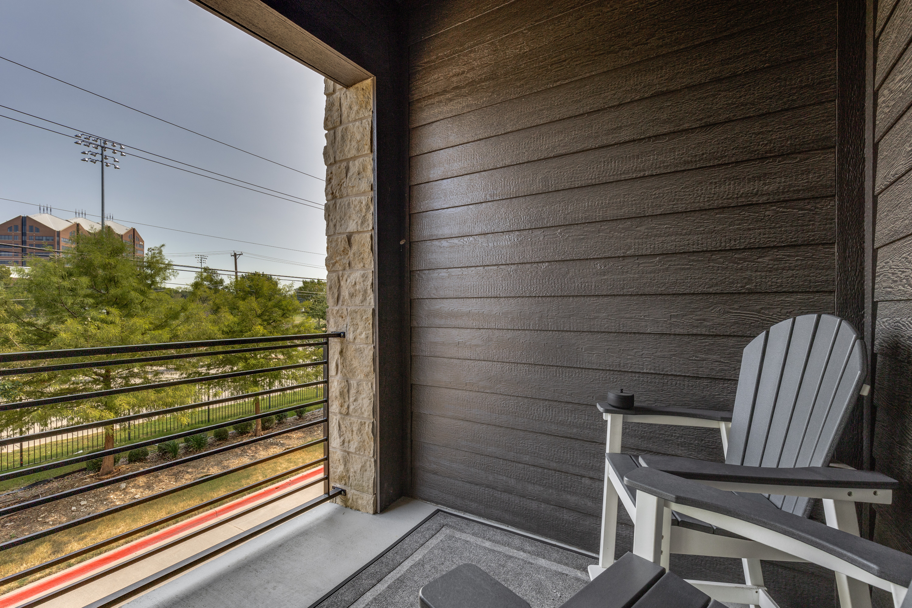  4060 Spring Valley Road #101 - 物件實景