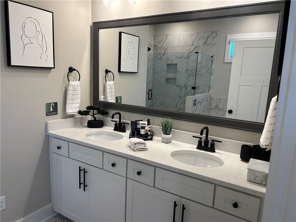 Central, South Carolina, 29630, United States, 3 Bedrooms Bedrooms, ,3 BathroomsBathrooms,Residential,For Sale,2001717