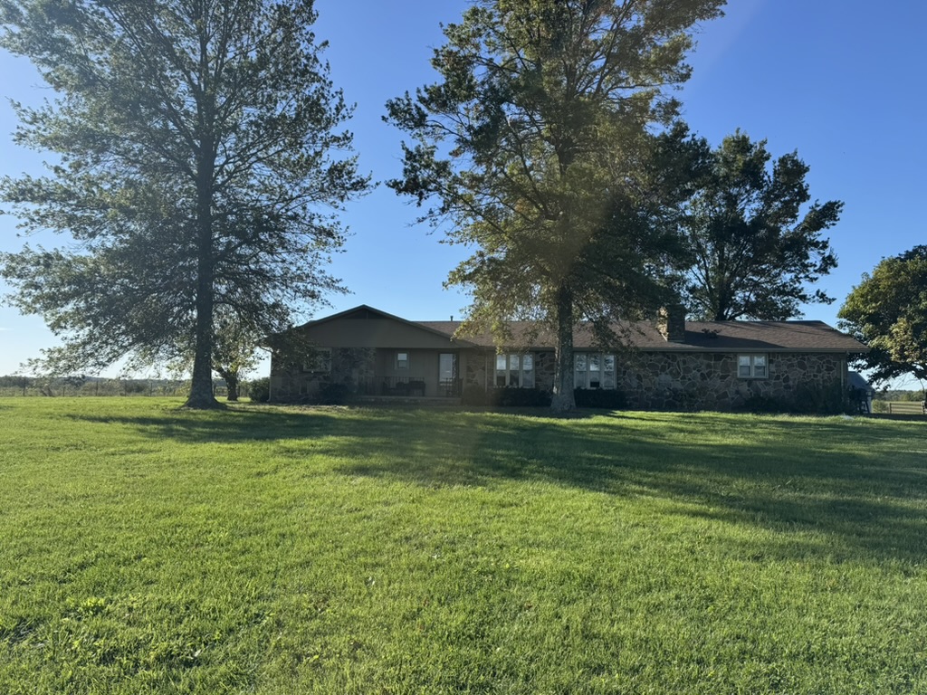 Pierce City, Missouri, 65723, United States, 2 Bedrooms Bedrooms, ,2 BathroomsBathrooms,Residential,For Sale,1987385