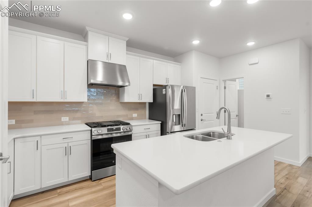 Colorado Springs, Colorado, 80924, United States, 3 Bedrooms Bedrooms, ,3 BathroomsBathrooms,Residential,For Sale,1911432