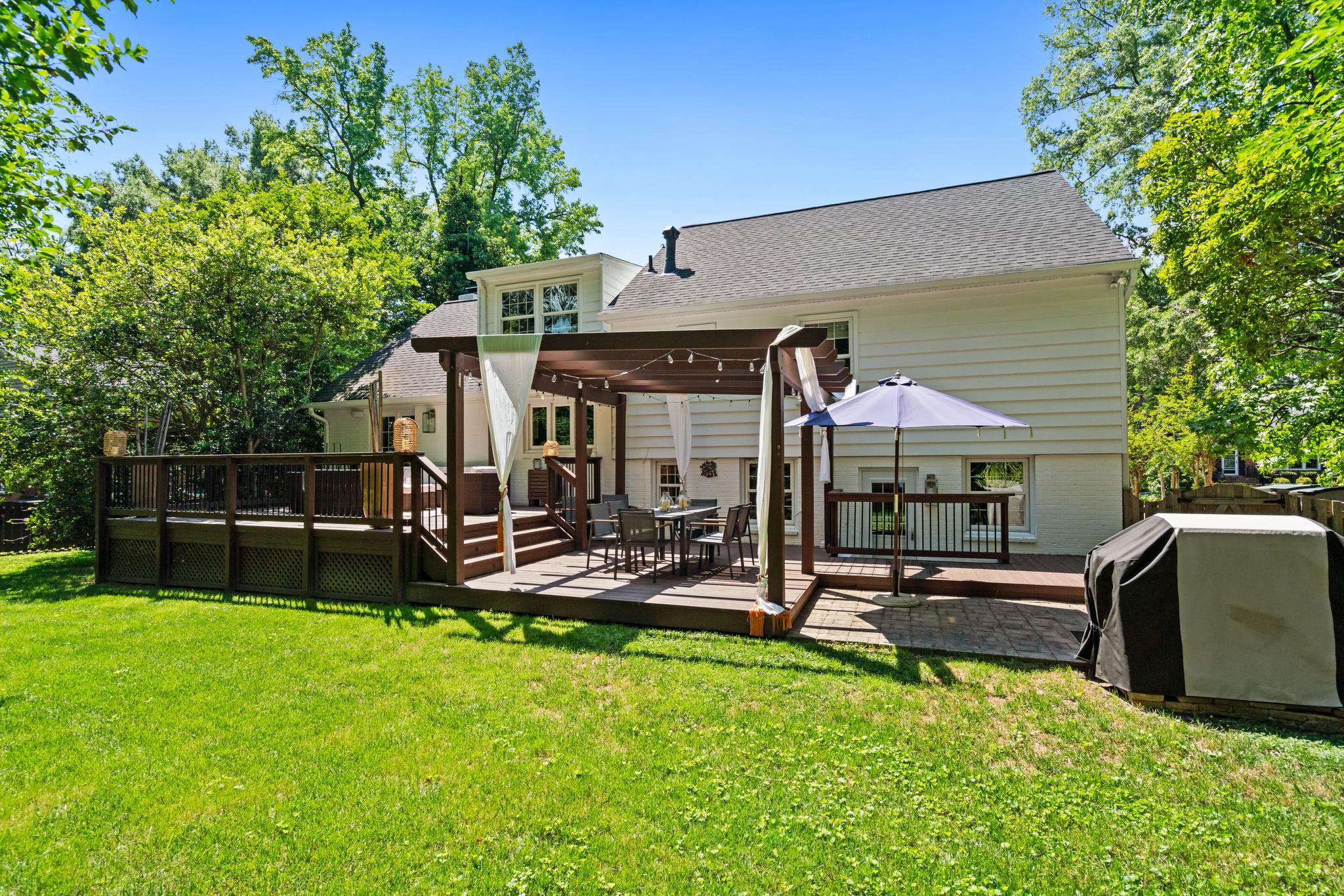  8611 Cyrus Place, Alexandria, VA, 22308 - 物件實景