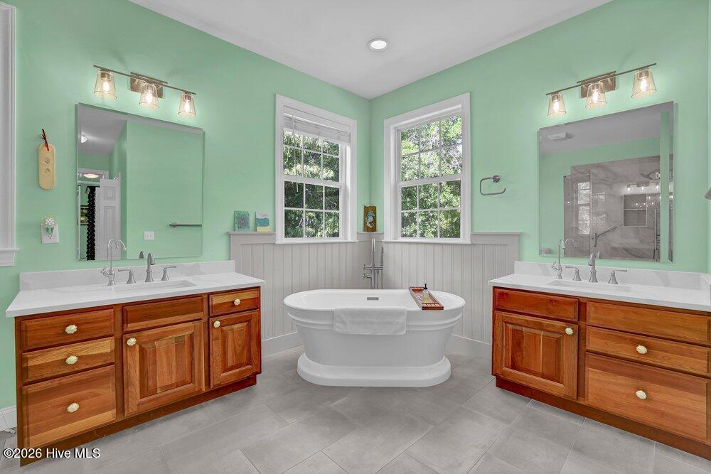 Hampstead, North Carolina, 28443, United States, 4 Bedrooms Bedrooms, ,4 BathroomsBathrooms,Residential,For Sale,2040091