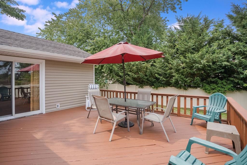 Oceanside, New York, 11572, United States, 3 Bedrooms Bedrooms, ,3 BathroomsBathrooms,Residential,For Sale,1908521
