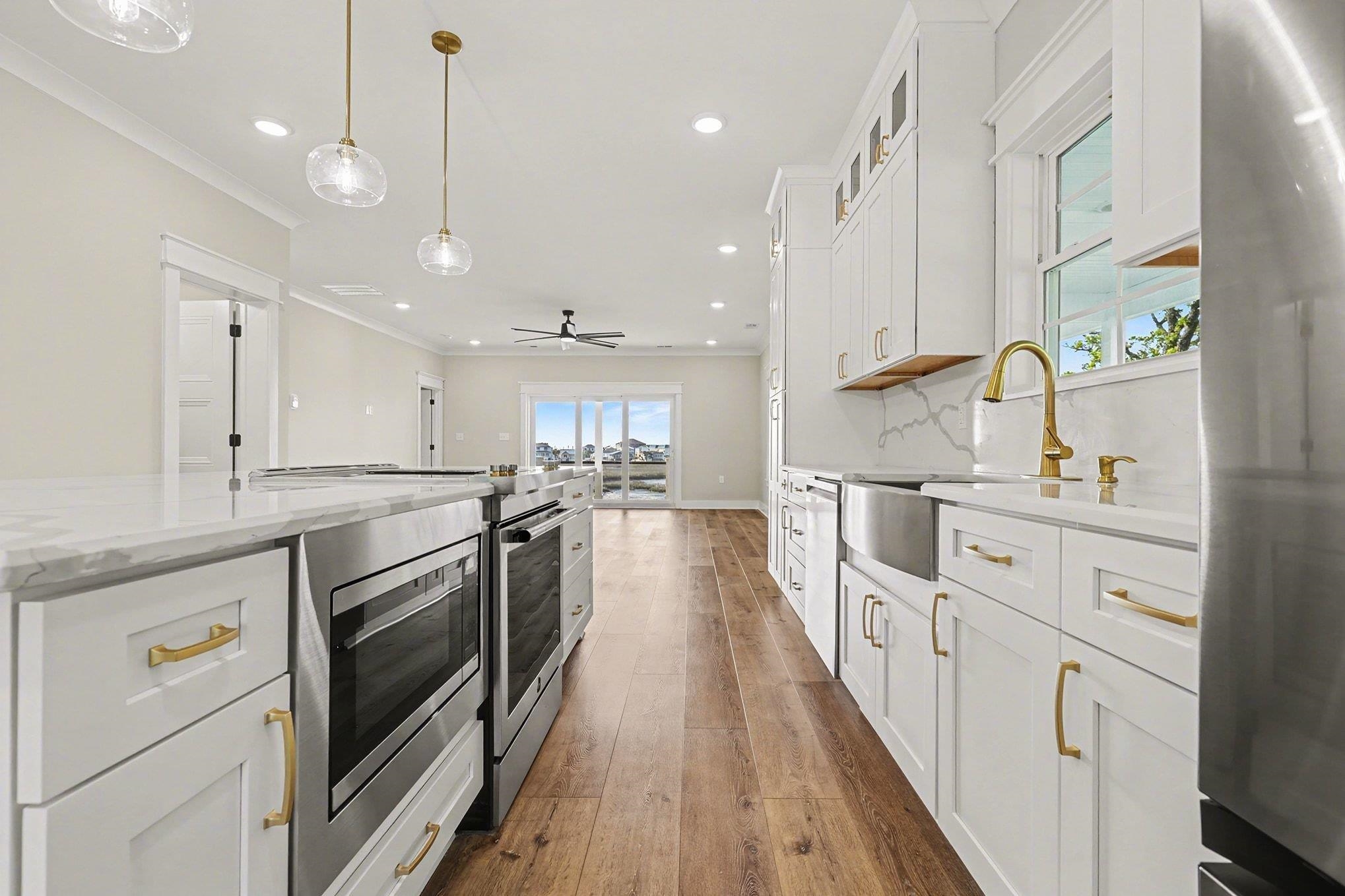 Murrells Inlet, South Carolina, 29576, United States, 5 Bedrooms Bedrooms, ,6 BathroomsBathrooms,Residential,For Sale,2040499