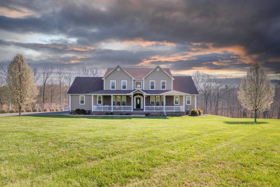 Dunnville, Kentucky, 42528, United States, 6 Bedrooms Bedrooms, ,5 BathroomsBathrooms,Residential,For Sale,1998018