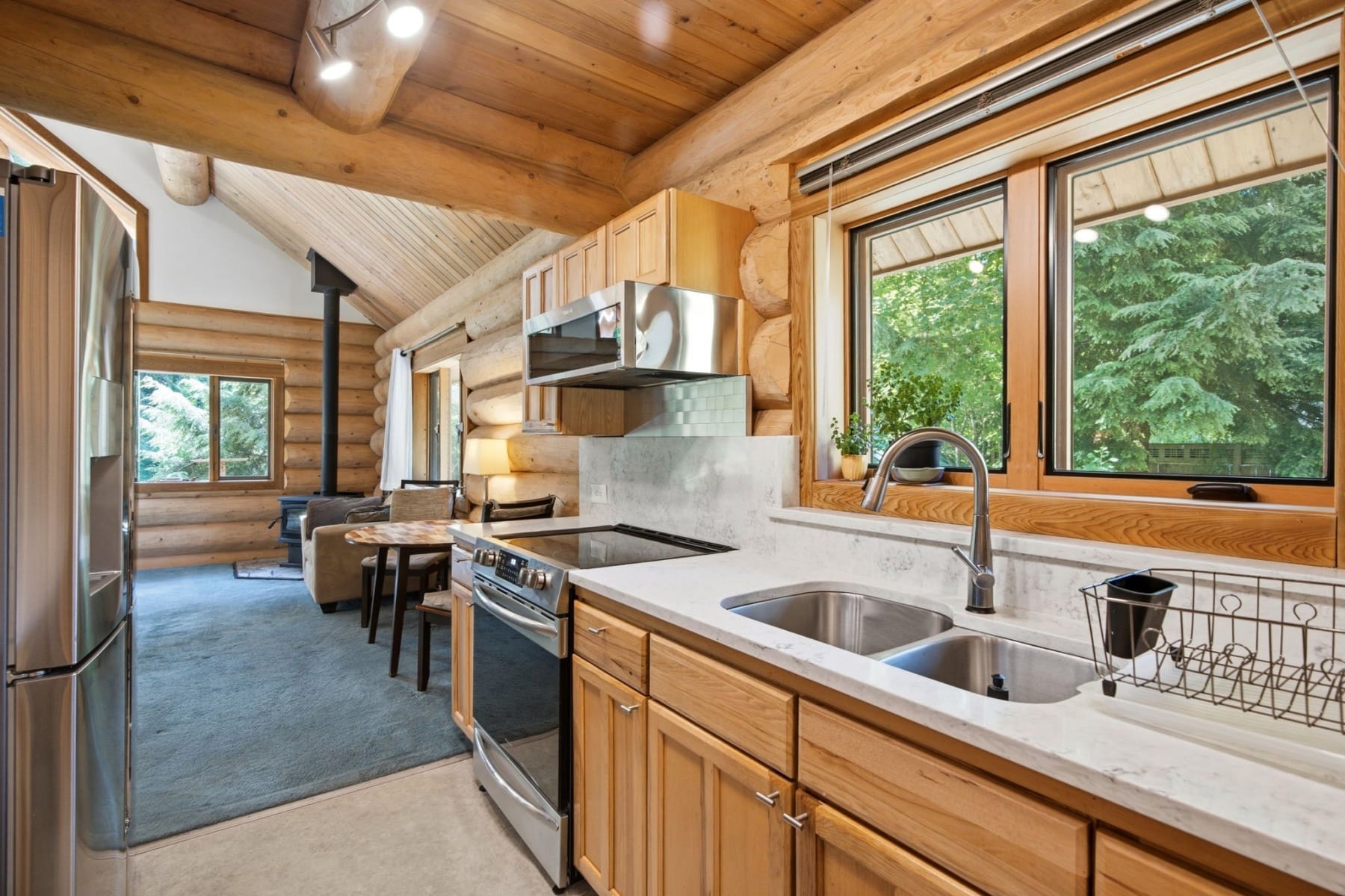  282 EDGEWATER DR Carson, WA 98610 - 物件實景
