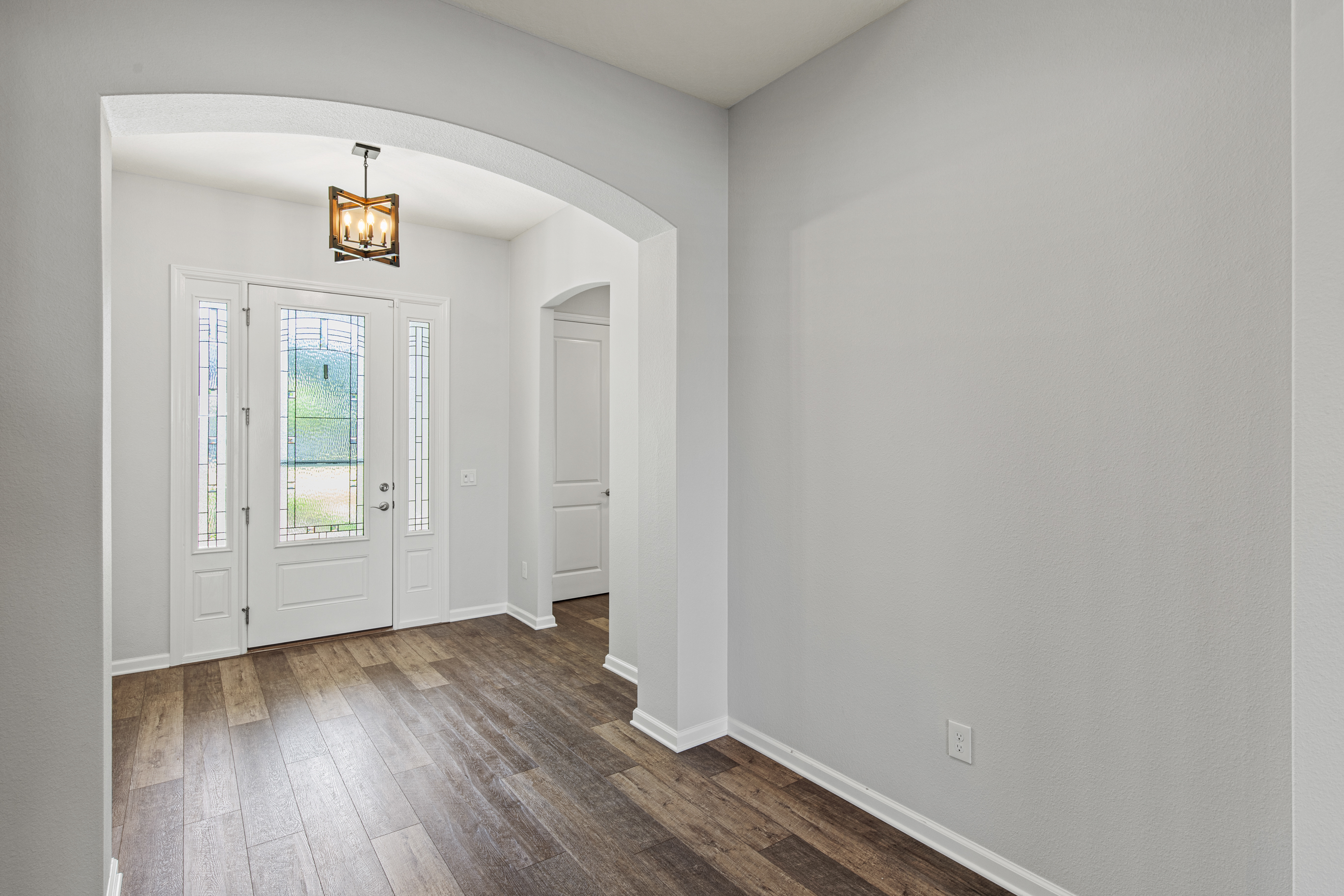 Oxford, Florida, 34484, United States, 3 Bedrooms Bedrooms, ,2 BathroomsBathrooms,Residential,For Sale,1989901