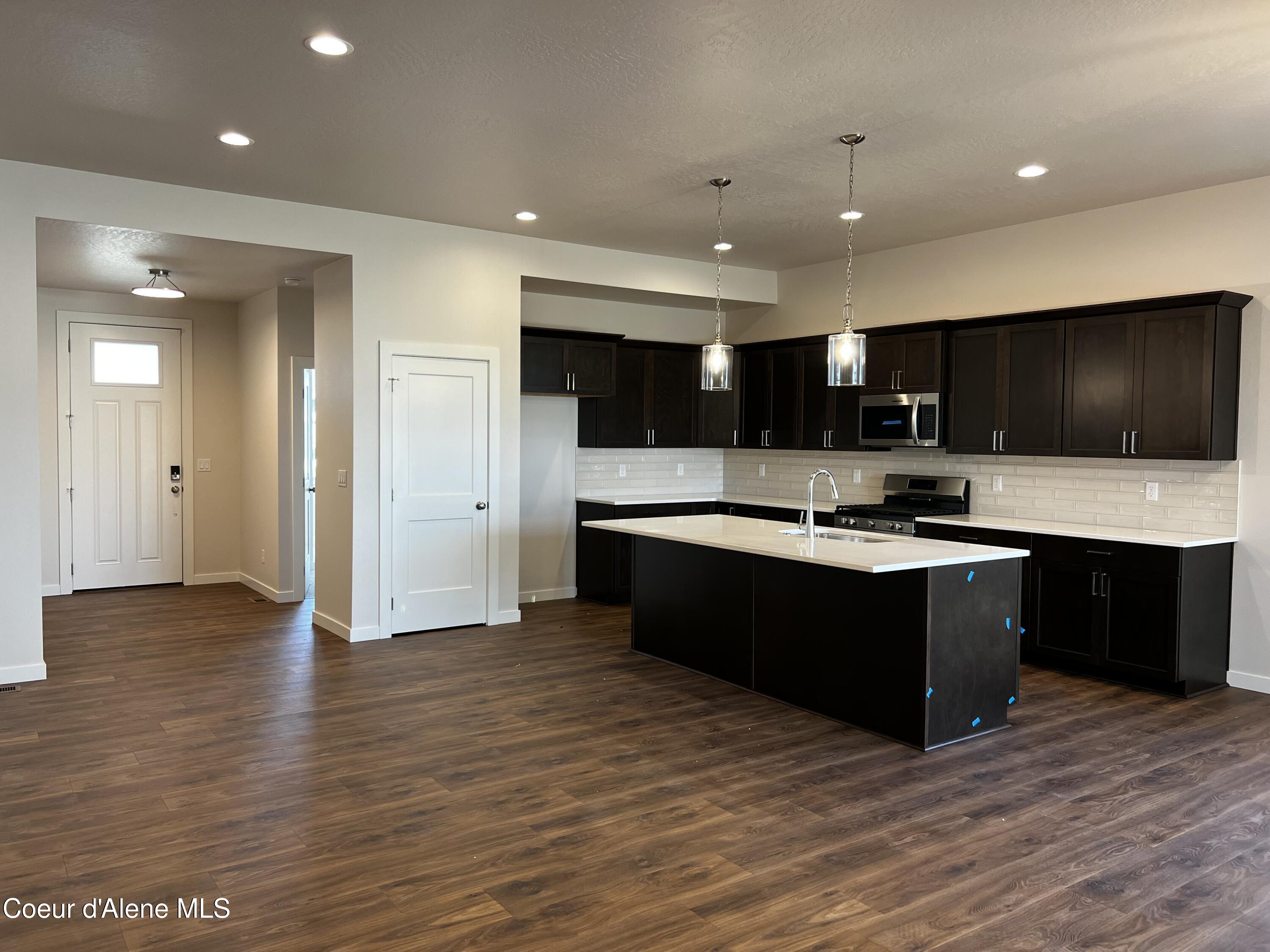 Post Falls, Idaho, 83854, United States, 4 Bedrooms Bedrooms, ,3 BathroomsBathrooms,Residential,For Sale,1920719