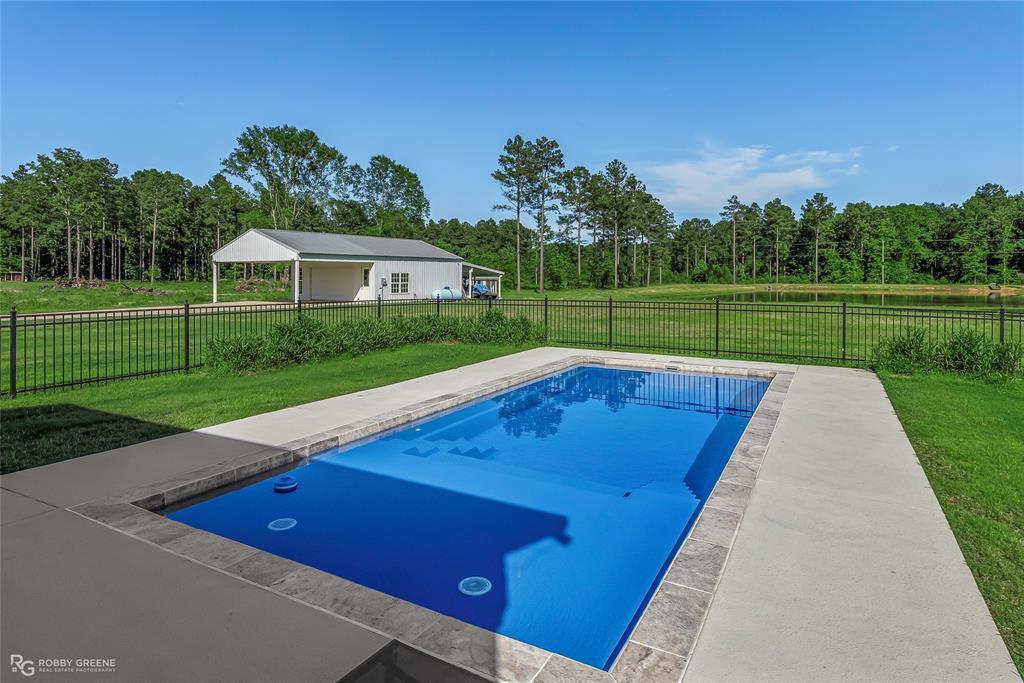 Frierson, Louisiana, 71027, United States, 5 Bedrooms Bedrooms, ,4 BathroomsBathrooms,Residential,For Sale,1827037