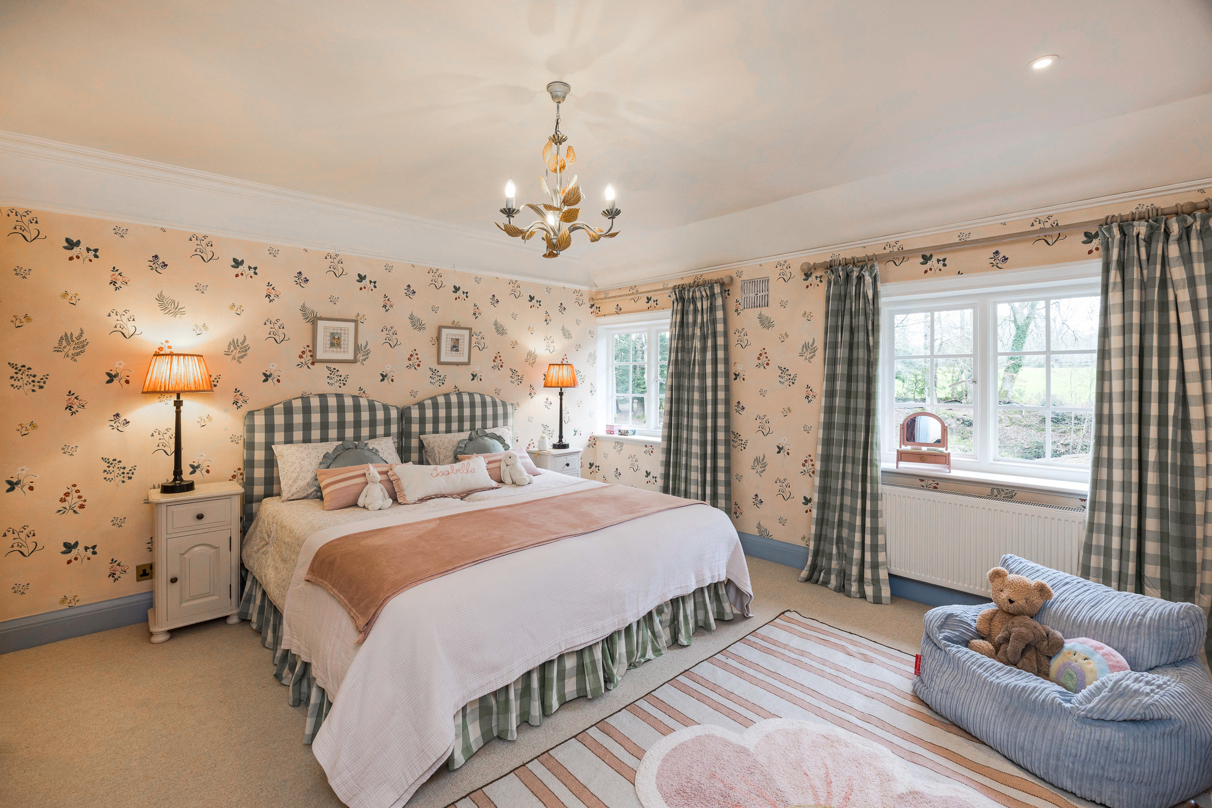  A Characterful New Forest Country House with Cottage, Stables and Barn - 物件實景