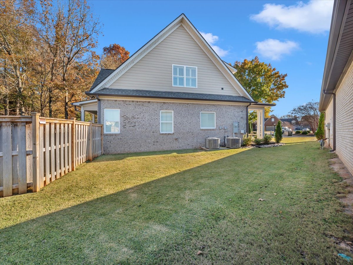 Athens, Alabama, 35613, United States, 3 Bedrooms Bedrooms, ,3 BathroomsBathrooms,Residential,For Sale,1995423