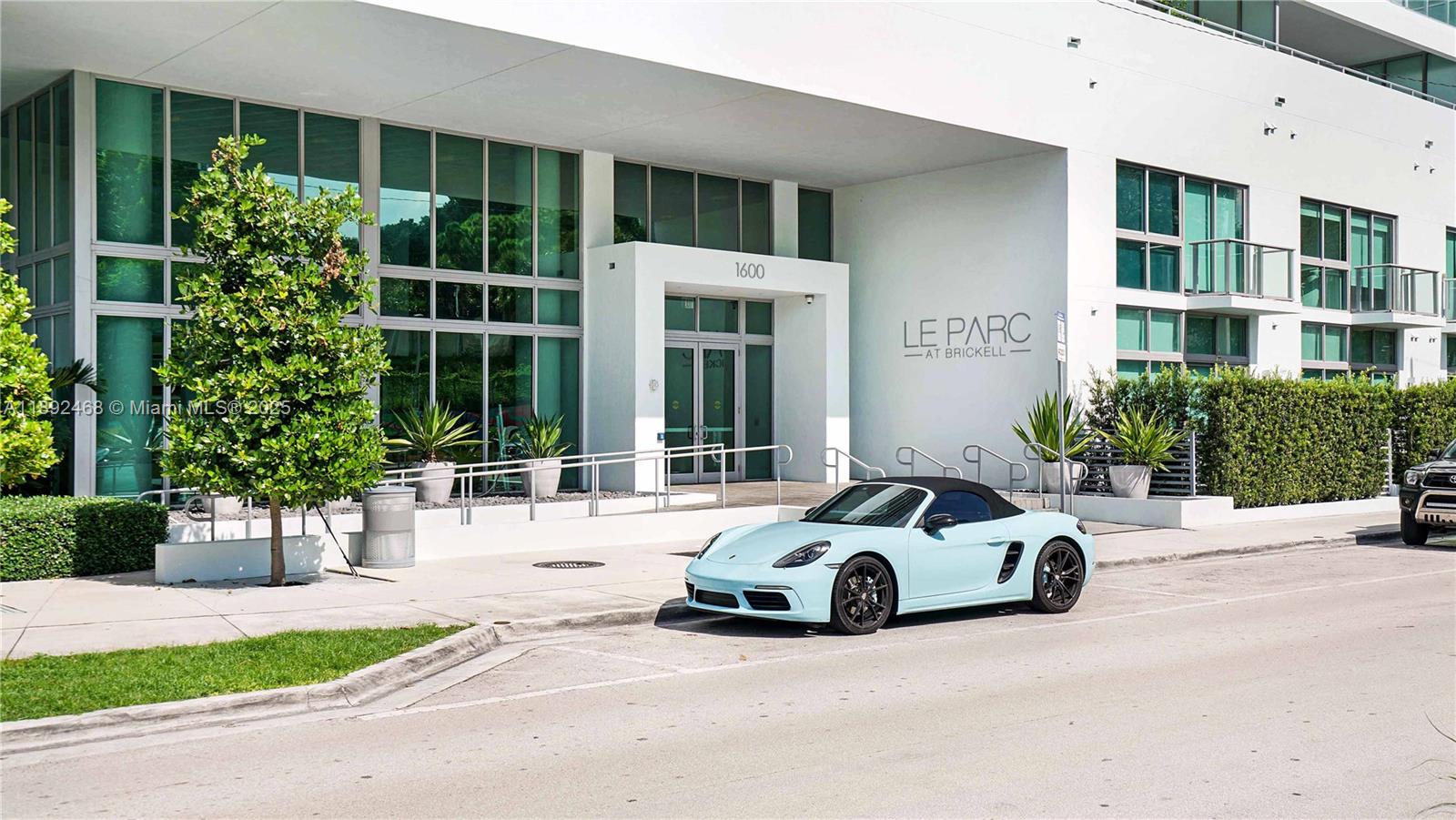 Miami, Florida, 33129, United States, 2 Bedrooms Bedrooms, ,2 BathroomsBathrooms,Residential,For Sale,1961271