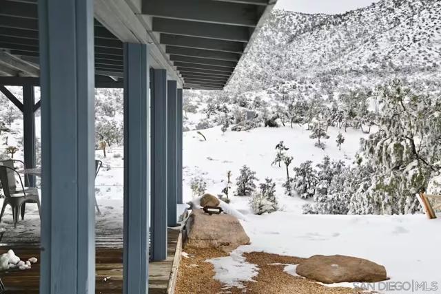 Pioneertown, California, 92268, United States, 2 Bedrooms Bedrooms, ,2 BathroomsBathrooms,Residential,For Sale,1990381