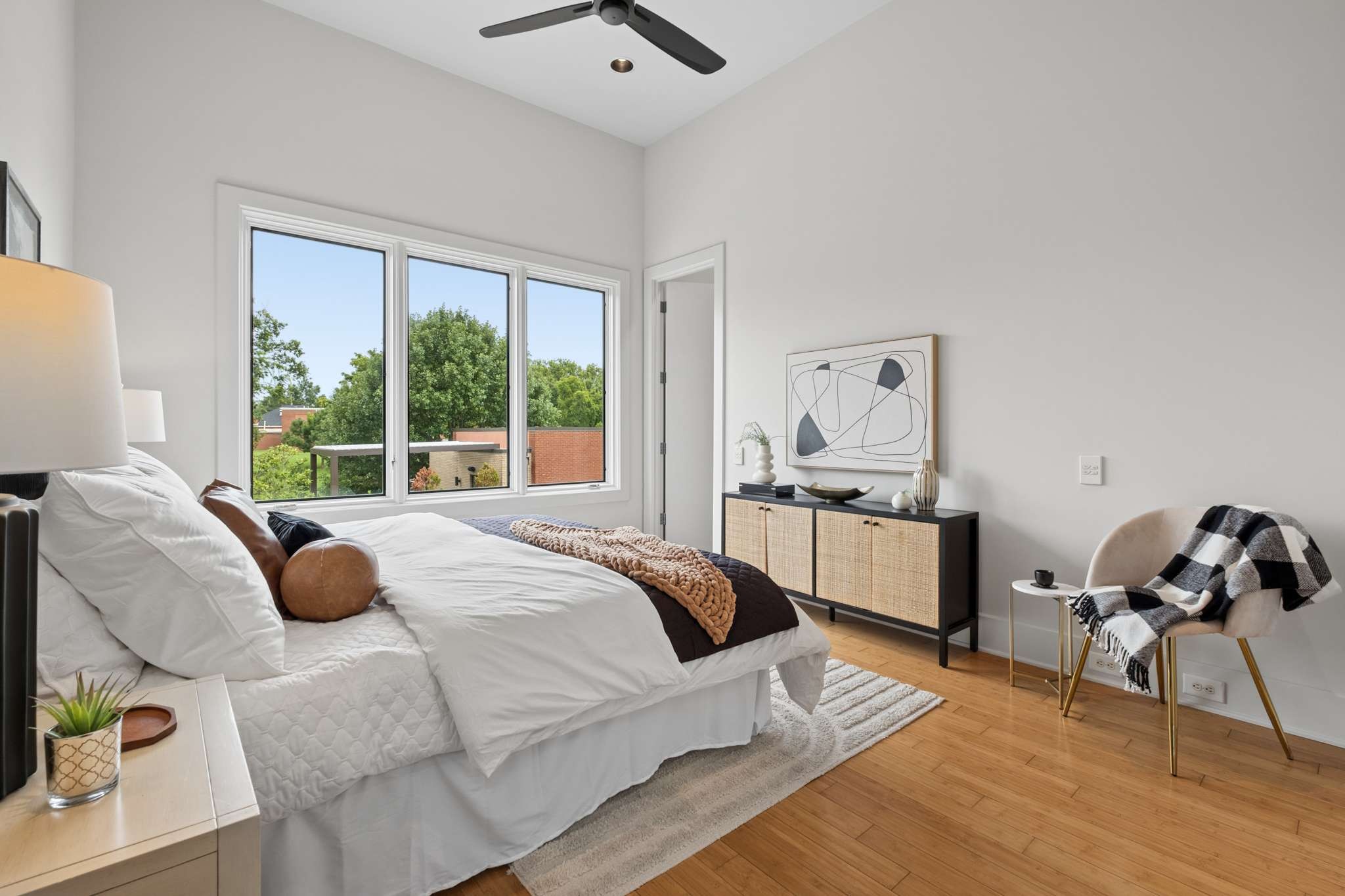  418 Van Buren St, Nashville, TN, 37208 - 物件實景