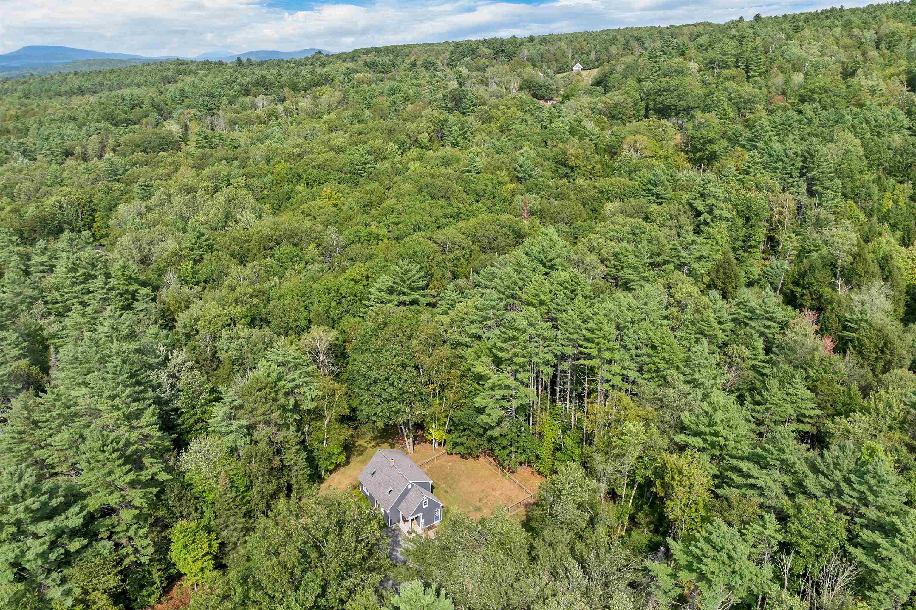Enfield, New Hampshire, 03748, United States, 3 Bedrooms Bedrooms, ,2 BathroomsBathrooms,Residential,For Sale,1940095