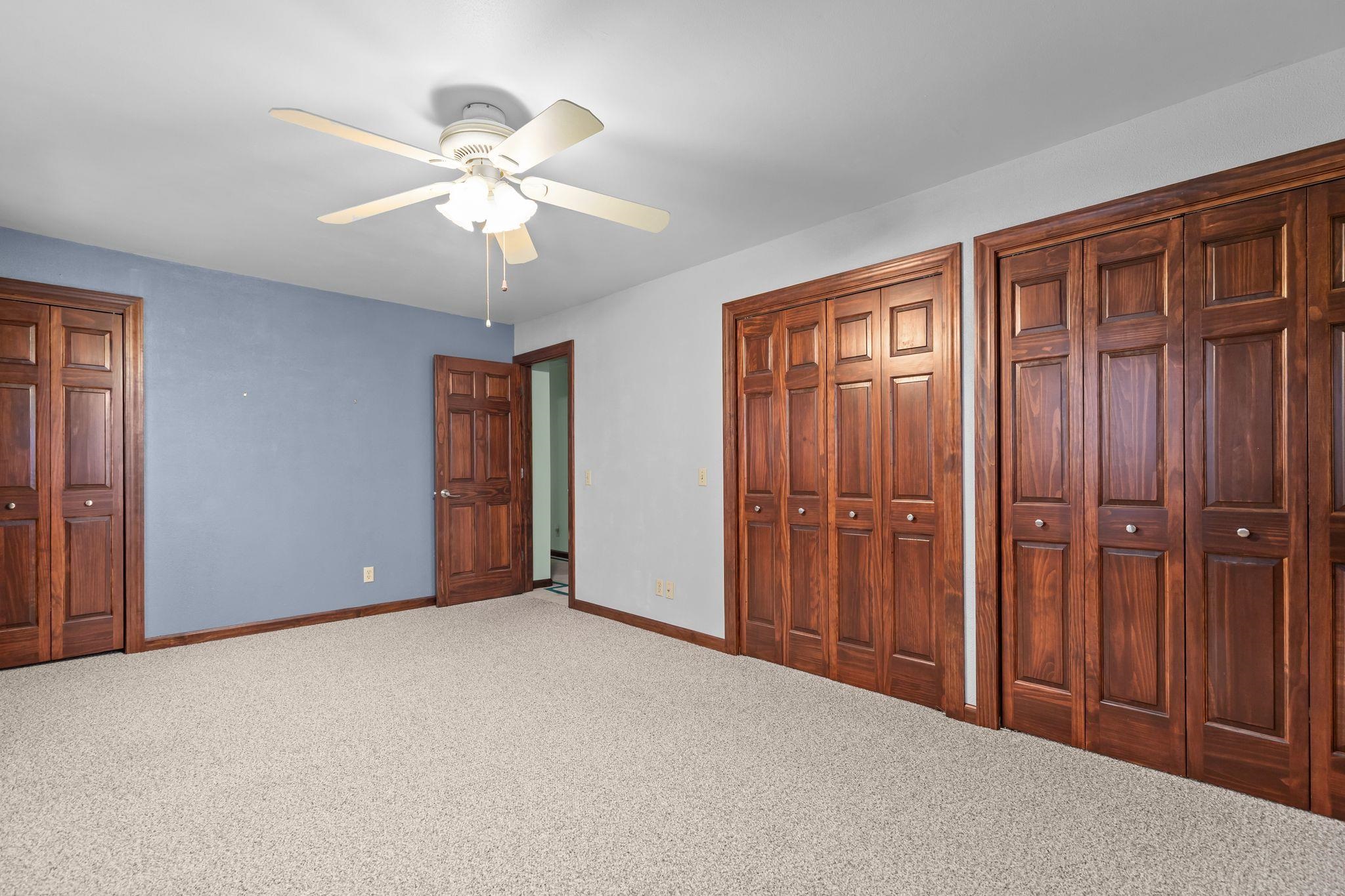 MENASHA, Wisconsin, 54942, United States, 4 Bedrooms Bedrooms, ,2 BathroomsBathrooms,Residential,For Sale,1996983