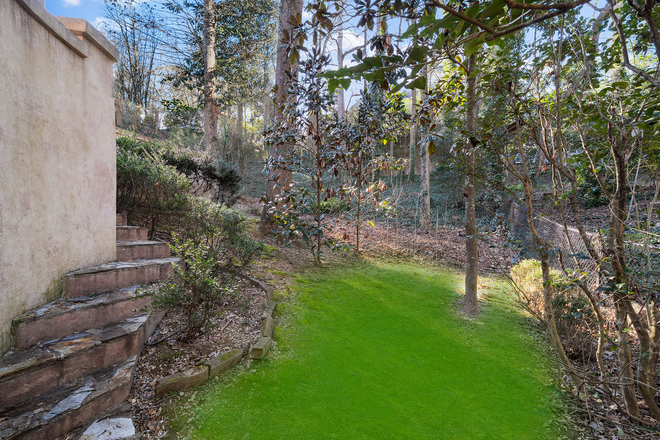  Inspired Architecture Meets Thoughtful Design at this Rare, Private, Double Lot - 物件實景