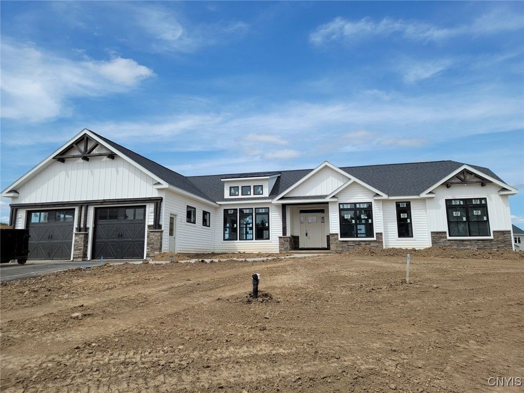 Clay, New York, 13041, United States, 3 Bedrooms Bedrooms, ,2 BathroomsBathrooms,Residential,For Sale,1987485