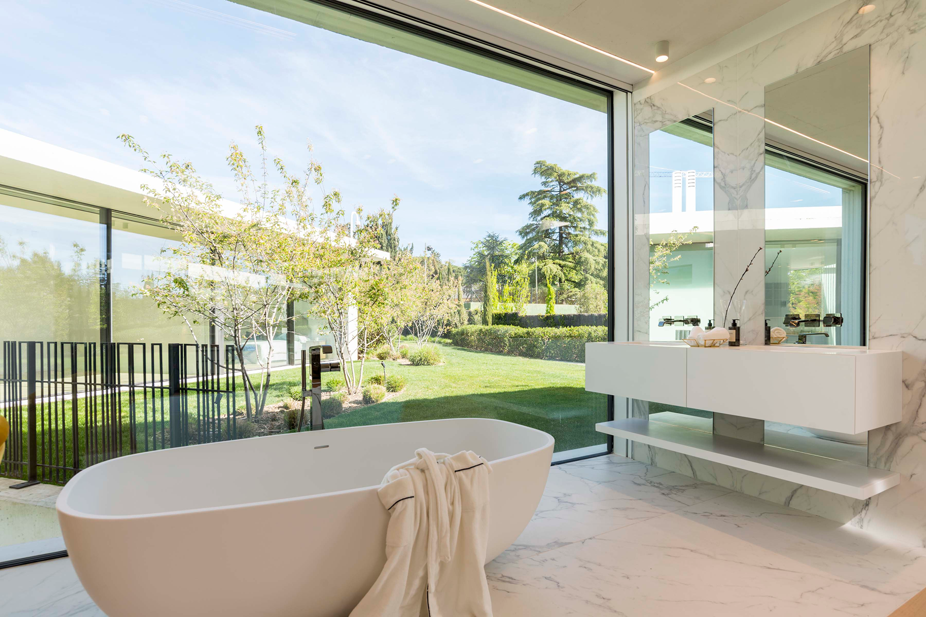  Spectacular detached villa with pool in Somosaguas, Pozuelo de Alarcón - 物件實景