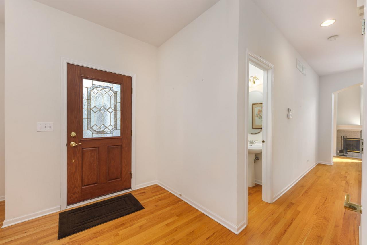2353 Woodglen Drive, Aurora, Illinois, 60502, United States, 3 Bedrooms Bedrooms, ,3 BathroomsBathrooms,Residential,For Sale,2353 Woodglen Drive,1682401