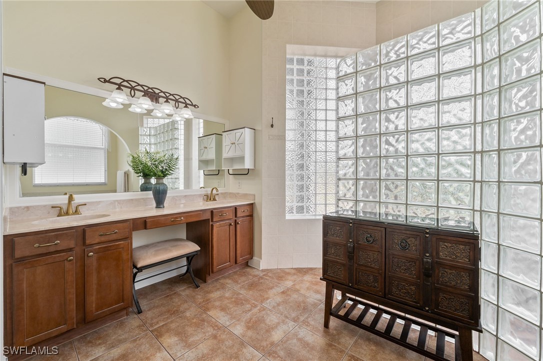 Cape Coral, Florida, 33993, United States, 4 Bedrooms Bedrooms, ,3 BathroomsBathrooms,Residential,For Sale,1834819