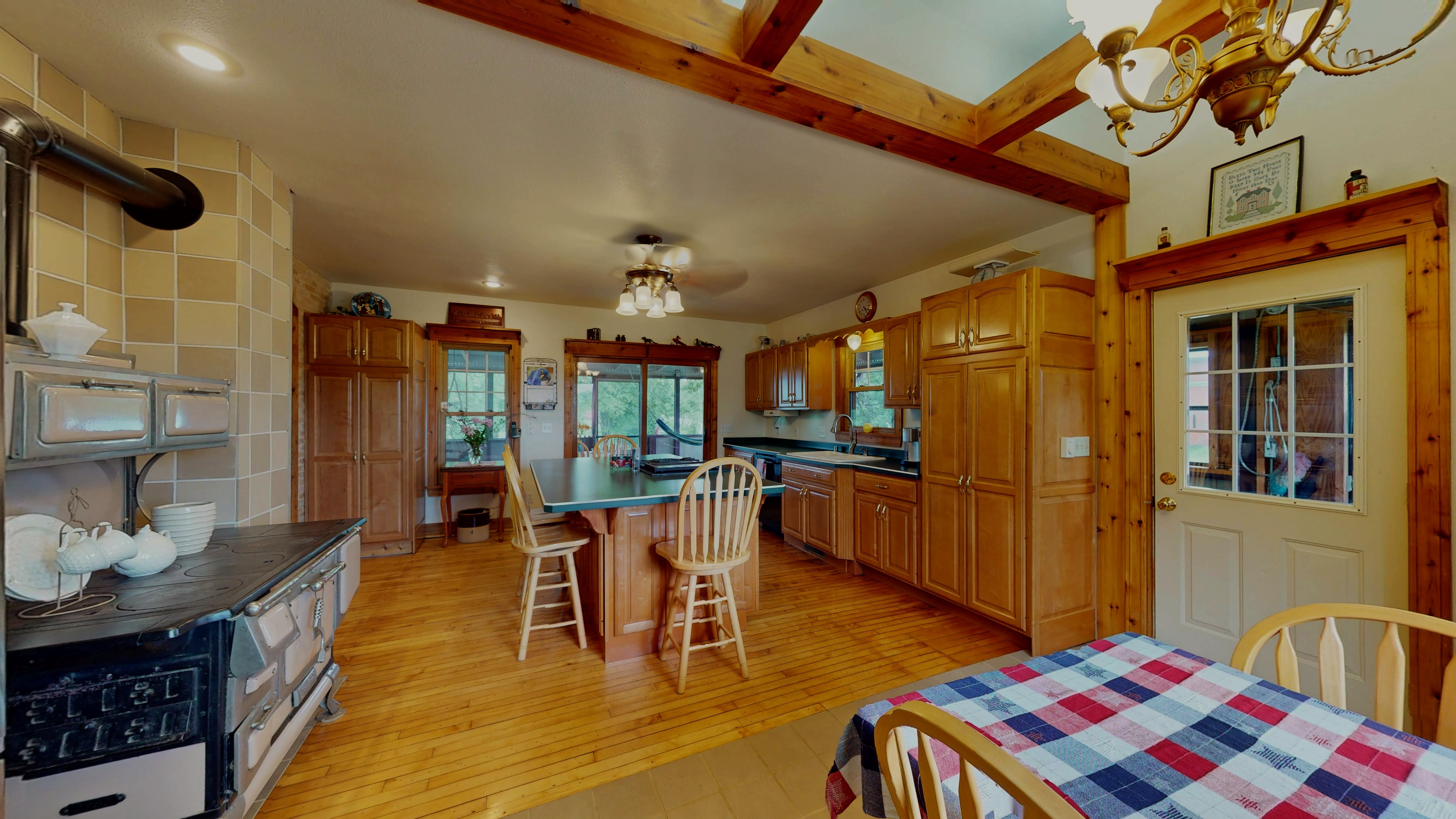 Milford, Wisconsin, 53551, United States, 4 Bedrooms Bedrooms, ,2 BathroomsBathrooms,Residential,For Sale,1889532