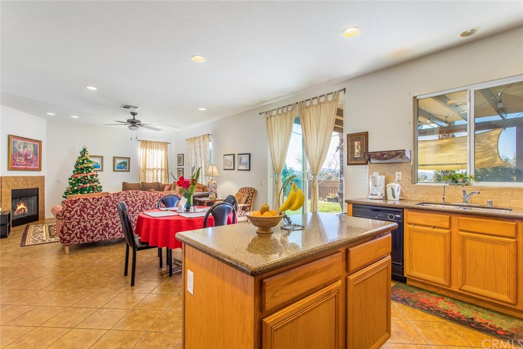 Mentone, California, 92359, United States, 3 Bedrooms Bedrooms, ,3 BathroomsBathrooms,Residential,For Sale,1927763