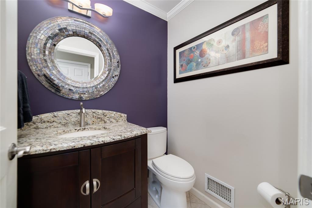 Chesterfield, Missouri, 63017, United States, 4 Bedrooms Bedrooms, ,3 BathroomsBathrooms,Residential,For Sale,1966337