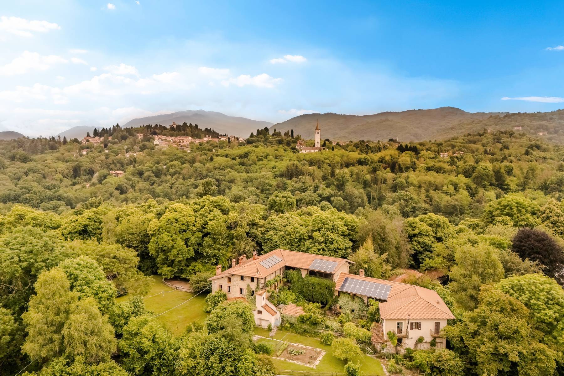  Timeless Historic Home Surrounded by Nature - 物件實景