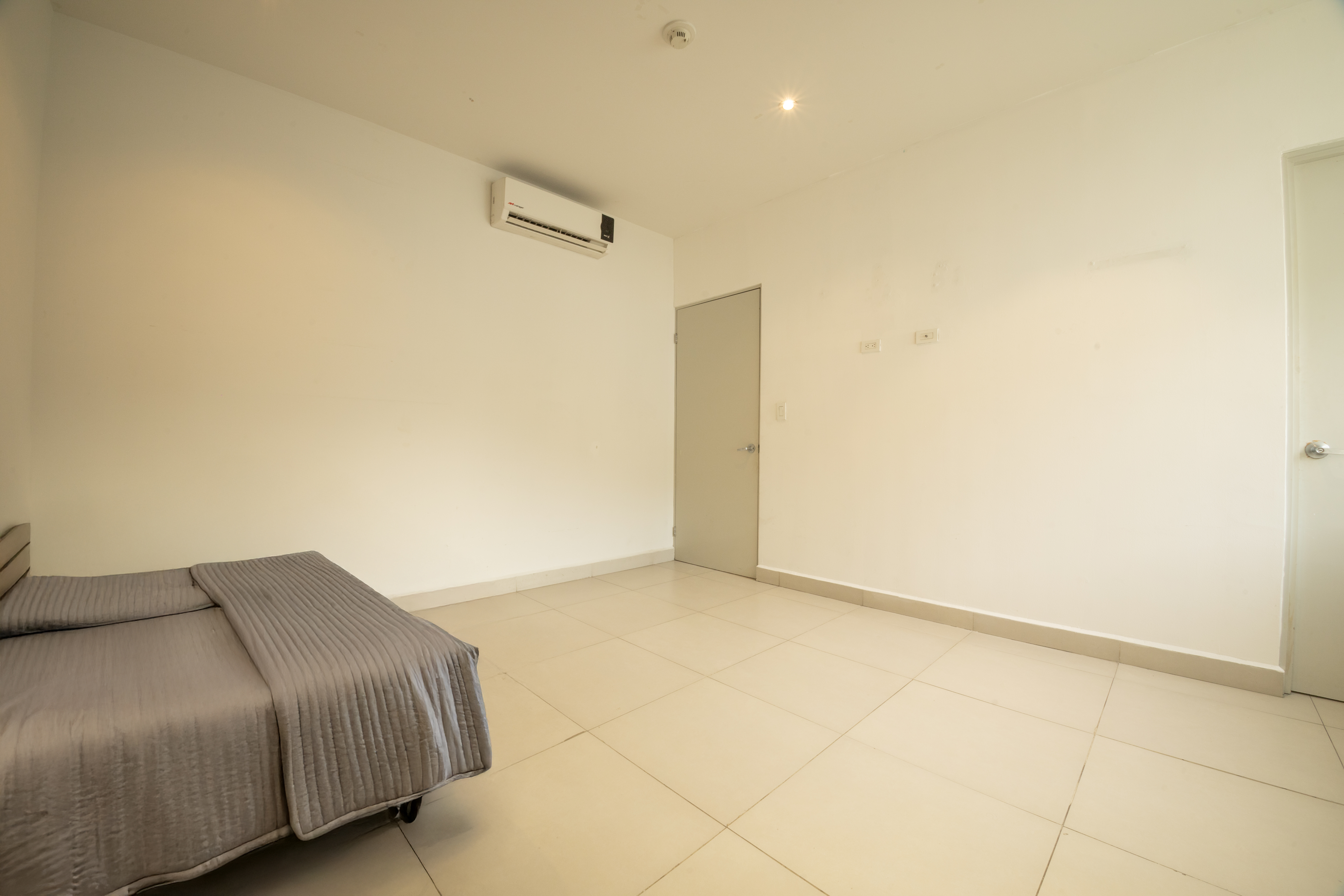  Spacious Terrace Apartment with Mountain Views - 物件實景
