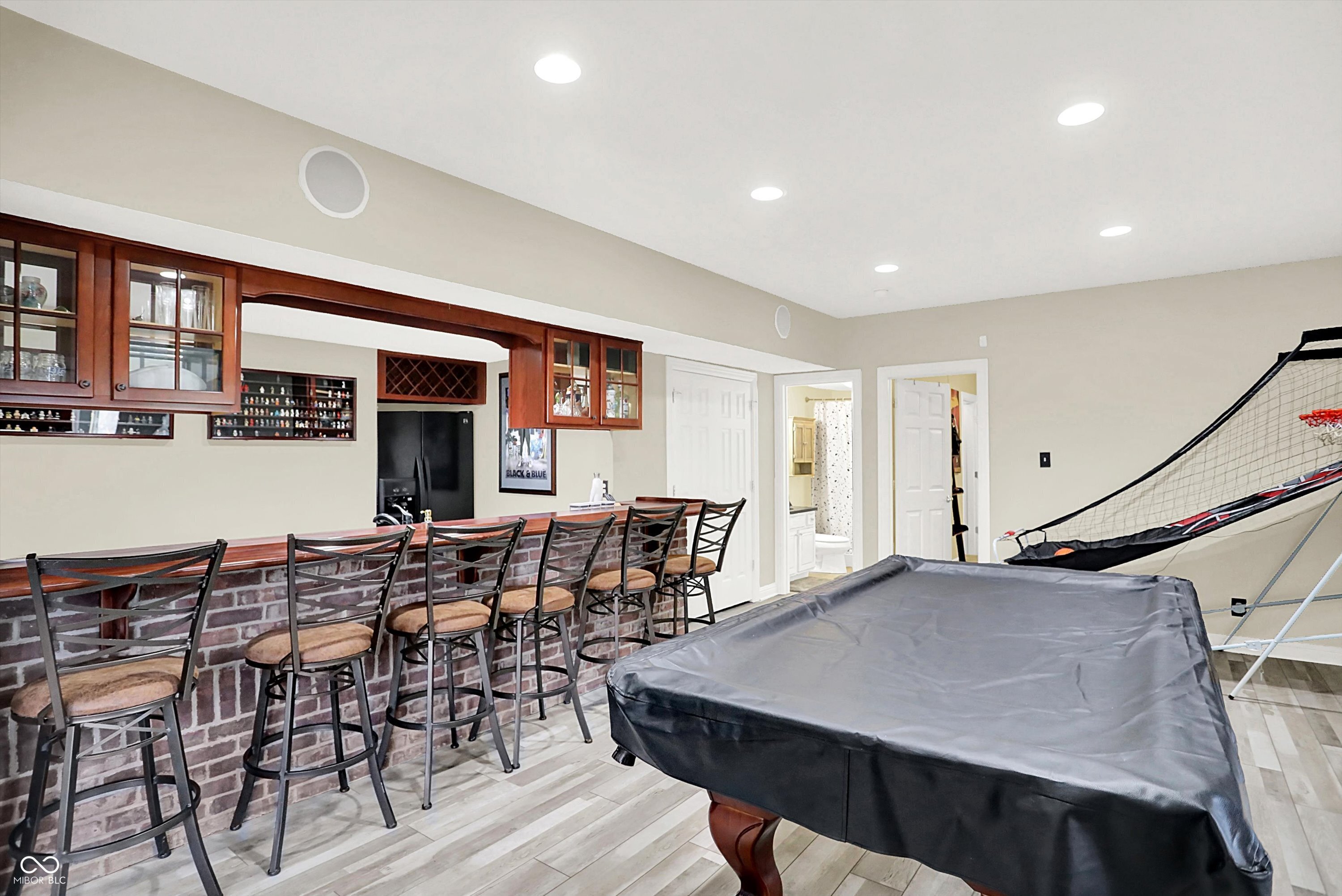 Fishers, Indiana, 46037, United States, 6 Bedrooms Bedrooms, ,5 BathroomsBathrooms,Residential,For Sale,1992348