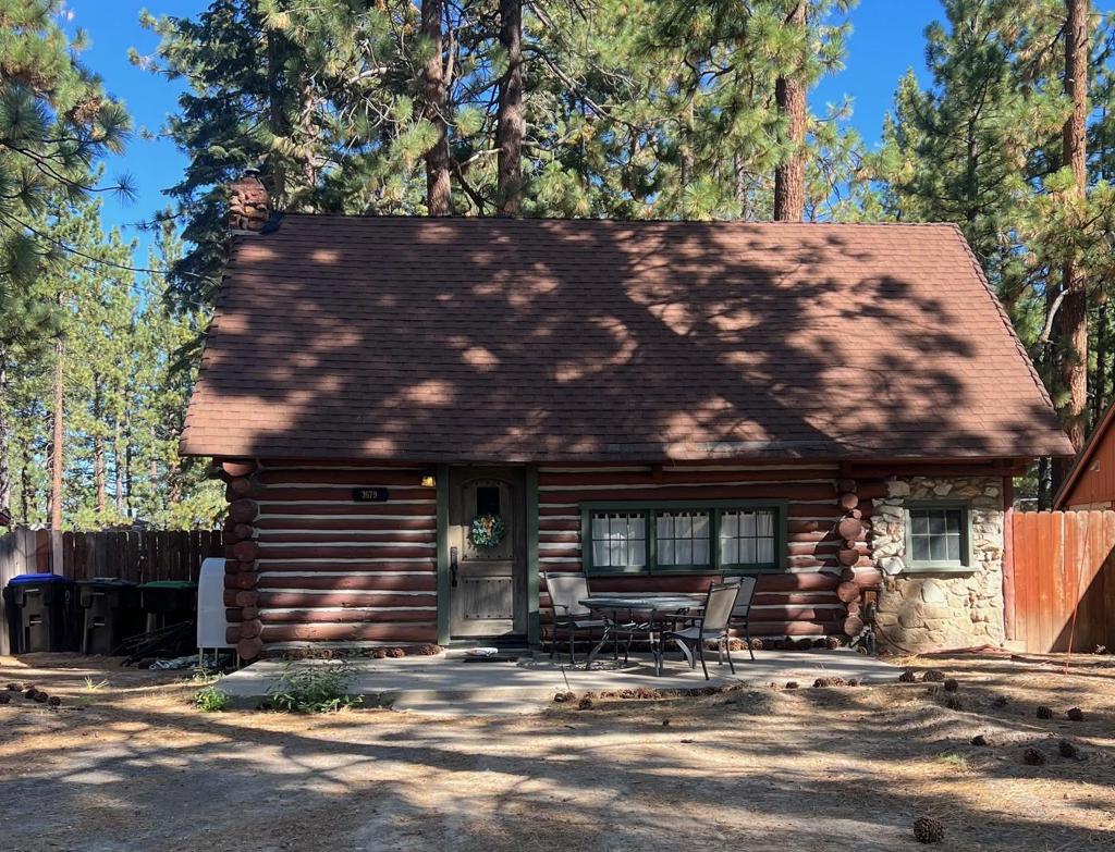 South Lake Tahoe, California, 96150, United States, 2 Bedrooms Bedrooms, ,2 BathroomsBathrooms,Residential,For Sale,1927747