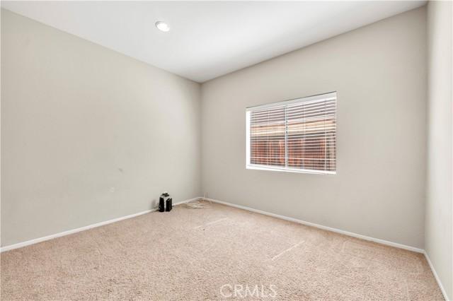 Lake Elsinore, California, 92532, United States, 5 Bedrooms Bedrooms, ,3 BathroomsBathrooms,Residential,For Sale,1900991