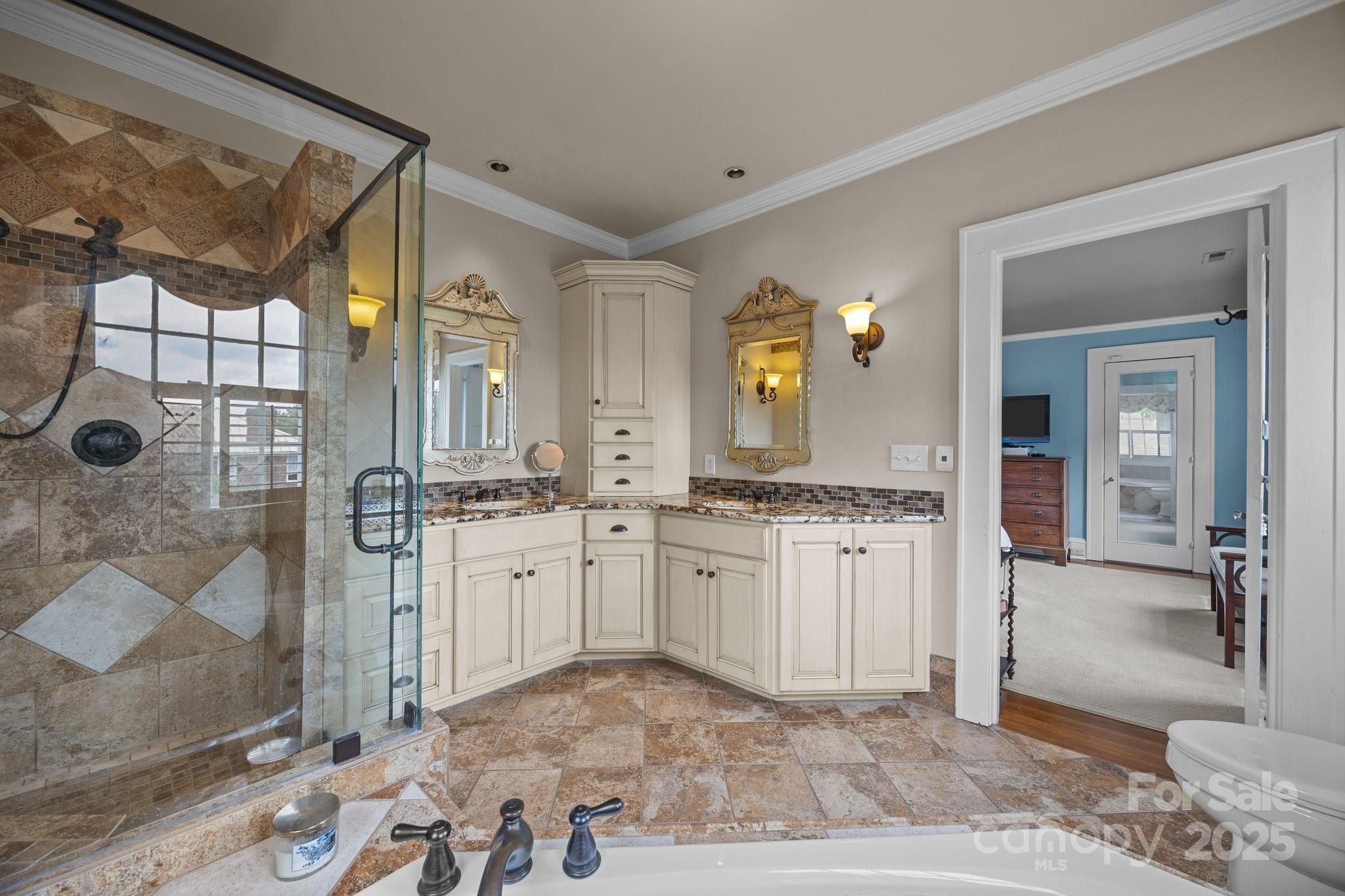 Salisbury, North Carolina, 28144, United States, 5 Bedrooms Bedrooms, ,5 BathroomsBathrooms,Residential,For Sale,1887291
