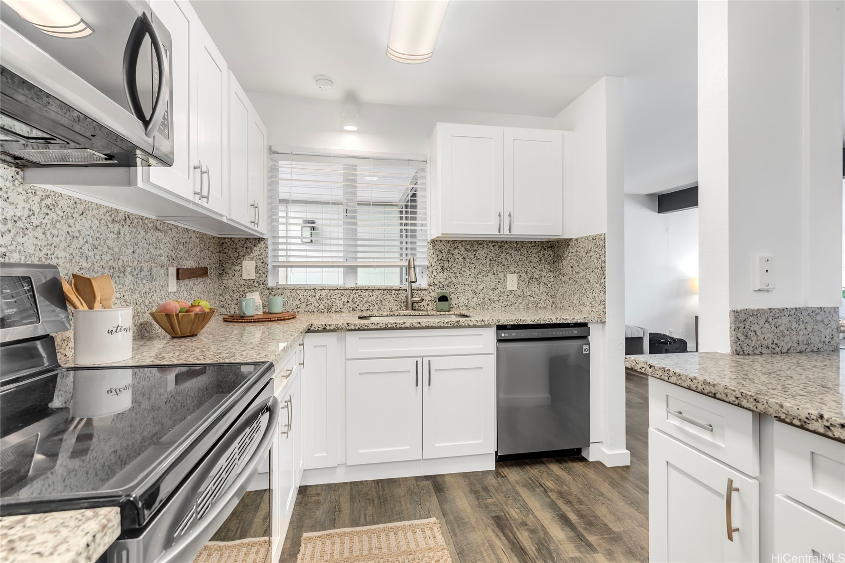 Kaneohe, Hawaii, 96744, United States, 3 Bedrooms Bedrooms, ,2 BathroomsBathrooms,Residential,For Sale,1991941