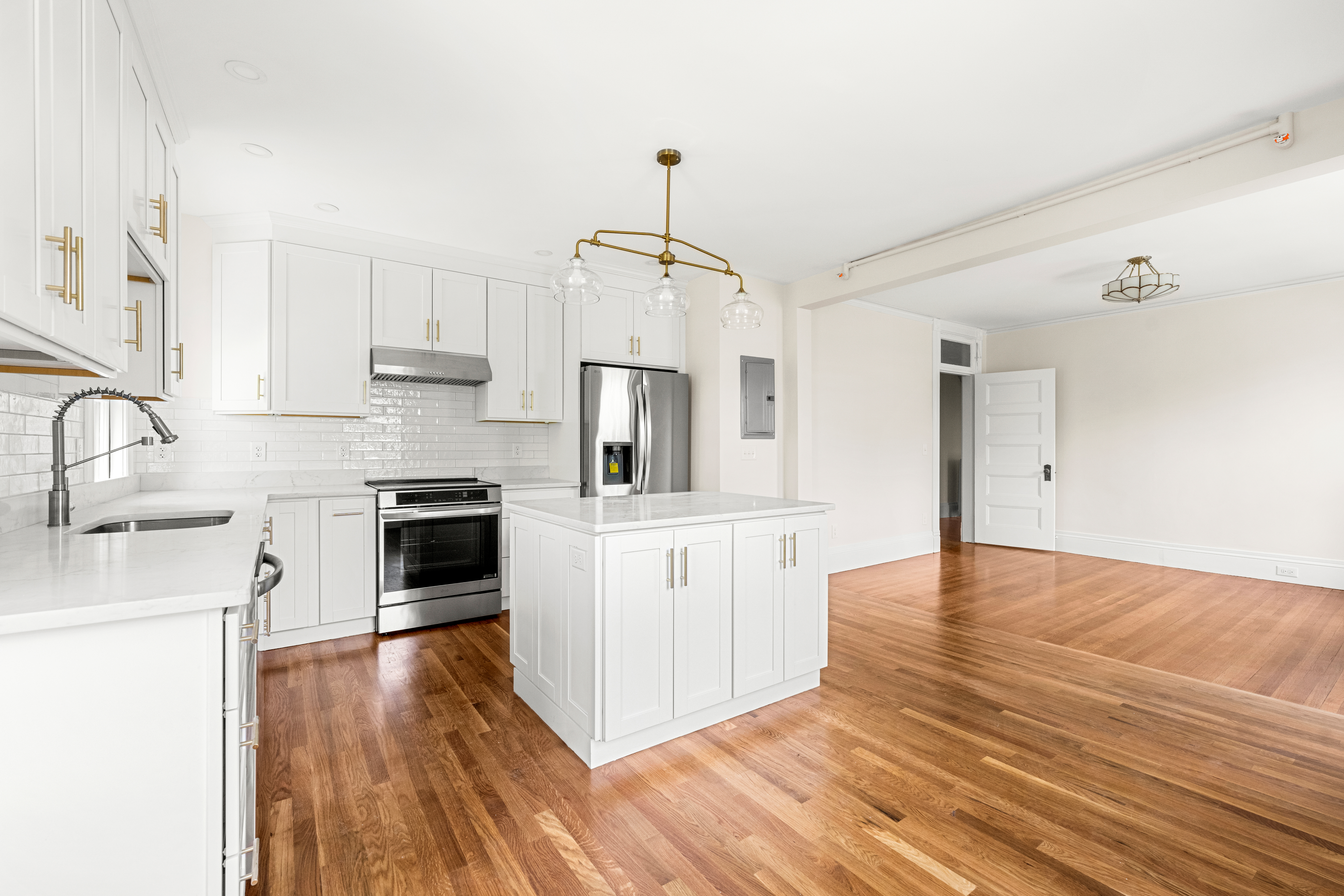  18 Loring Avenue, Salem, MA, 01970 - 物件實景