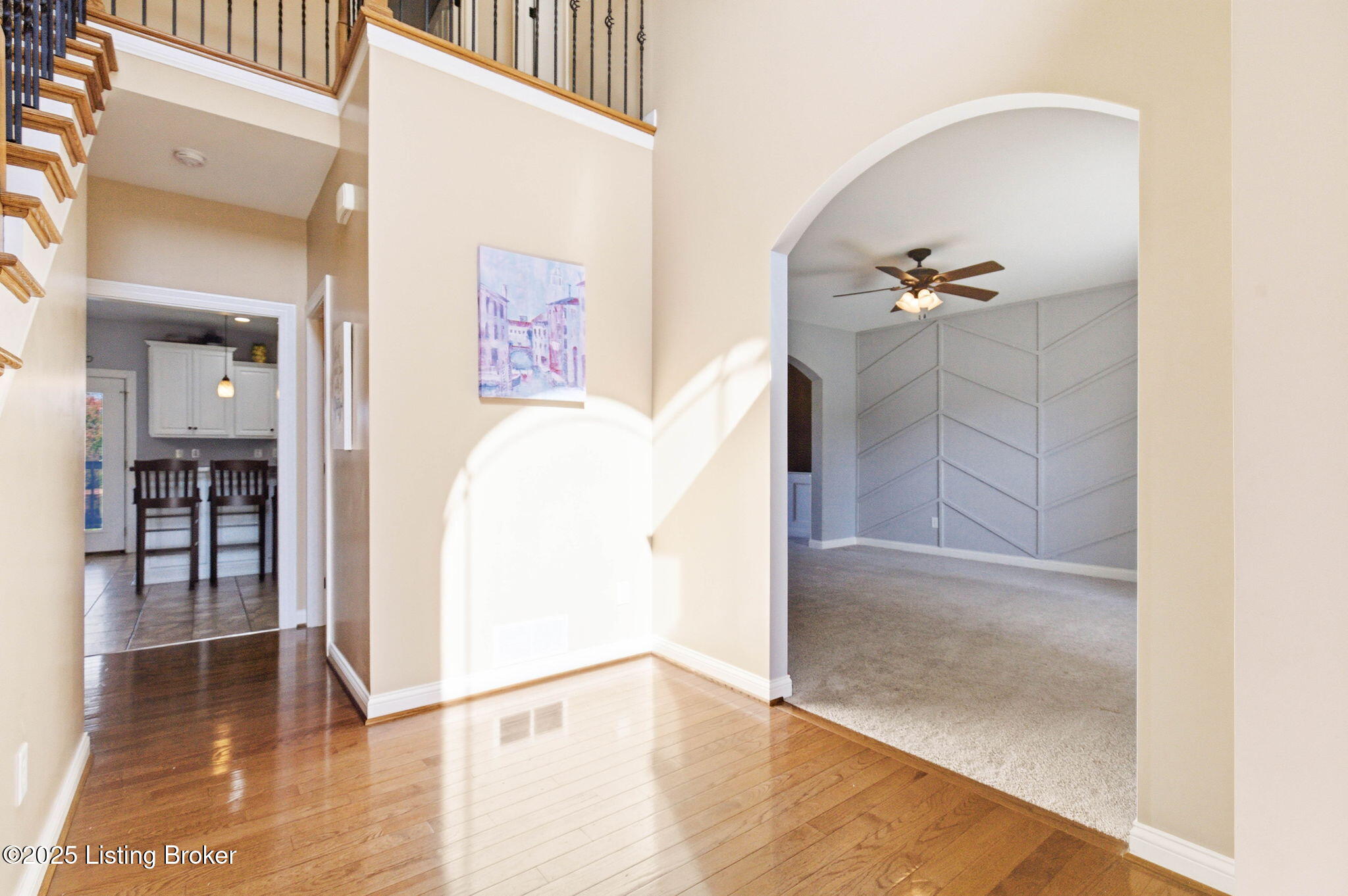 La Grange, Kentucky, 40031, United States, 5 Bedrooms Bedrooms, ,4 BathroomsBathrooms,Residential,For Sale,1971685