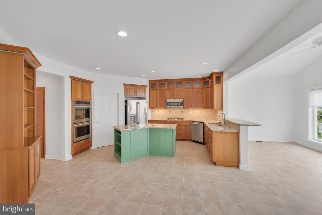 Milton, Delaware, 19968, United States, 4 Bedrooms Bedrooms, ,4 BathroomsBathrooms,Residential,For Sale,1901240