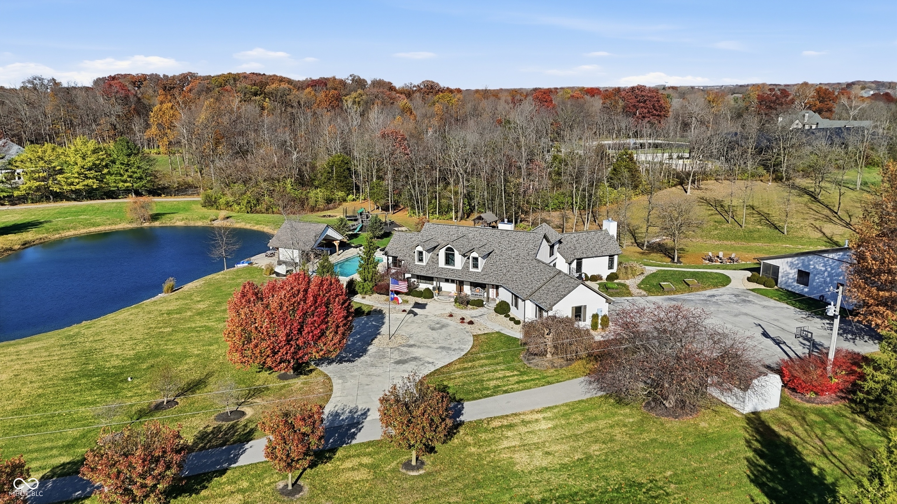 Bargersville, Indiana, 46106, United States, 5 Bedrooms Bedrooms, ,6 BathroomsBathrooms,Residential,For Sale,1992401