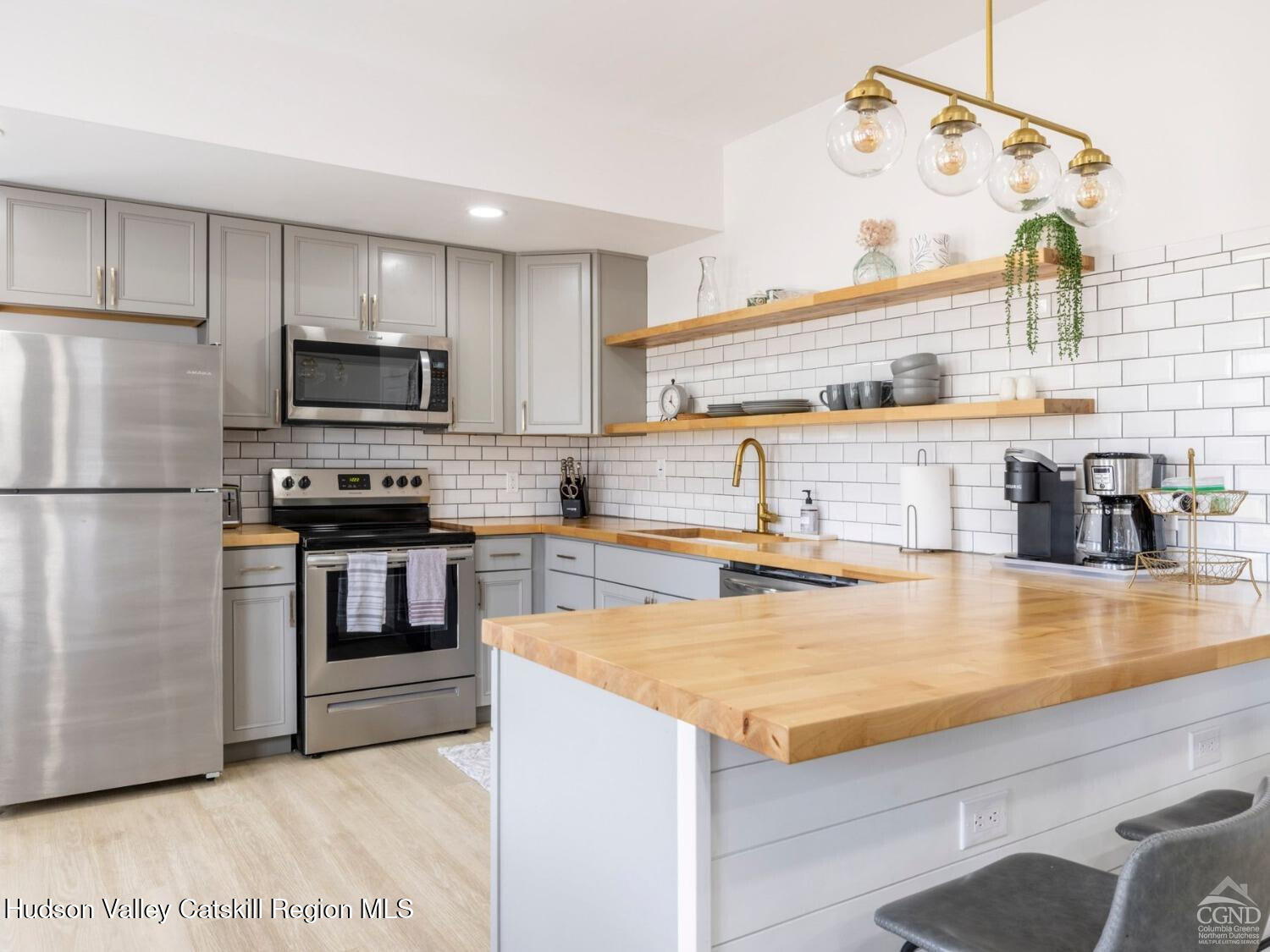 Hunter, New York, 12442, United States, 5 Bedrooms Bedrooms, ,Residential,For Sale,1991785