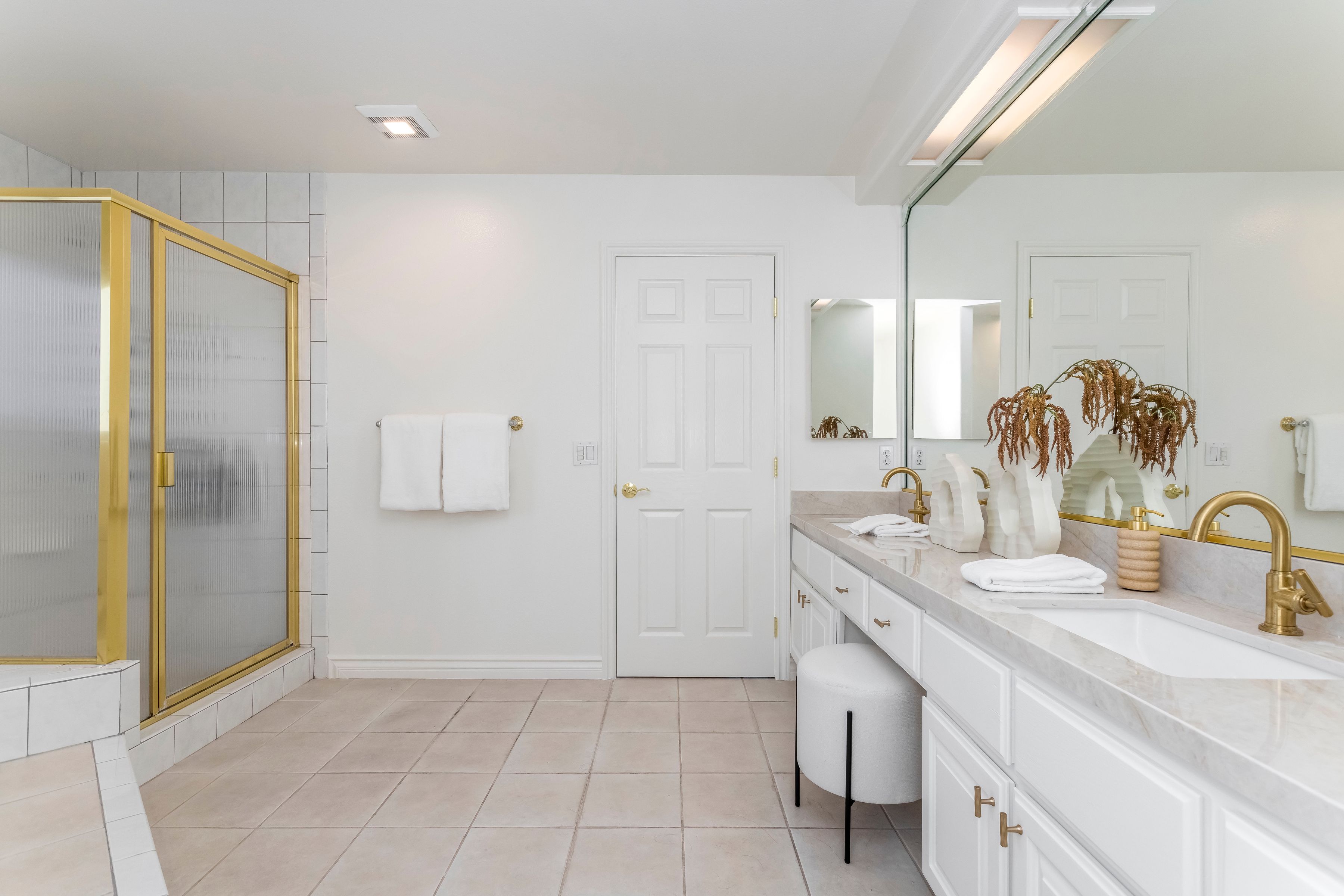  Elegantly Updated and Move-In Ready - 物件實景