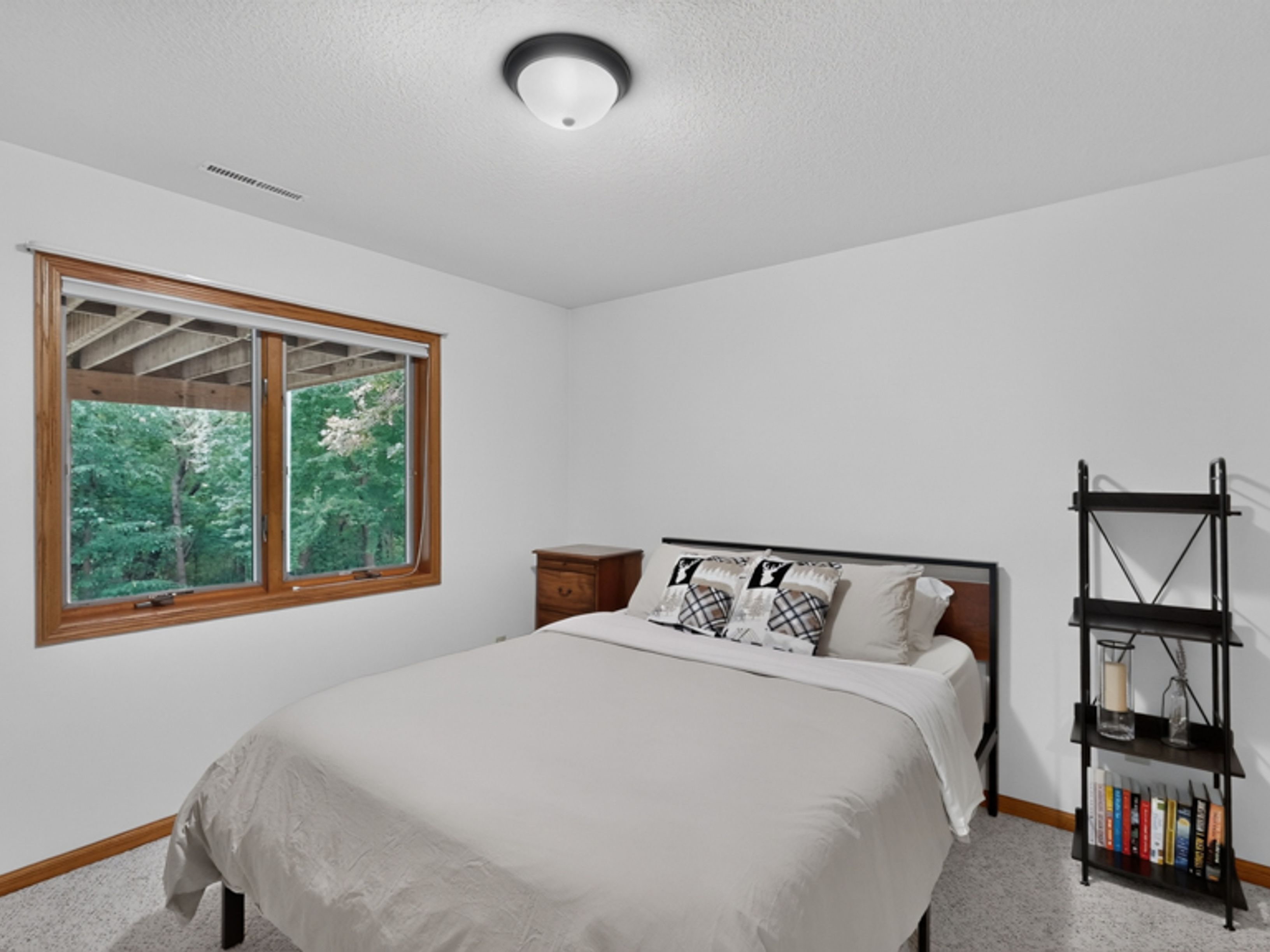  Rare Wooded Estate in Prestigious Huntington Woods - 物件實景